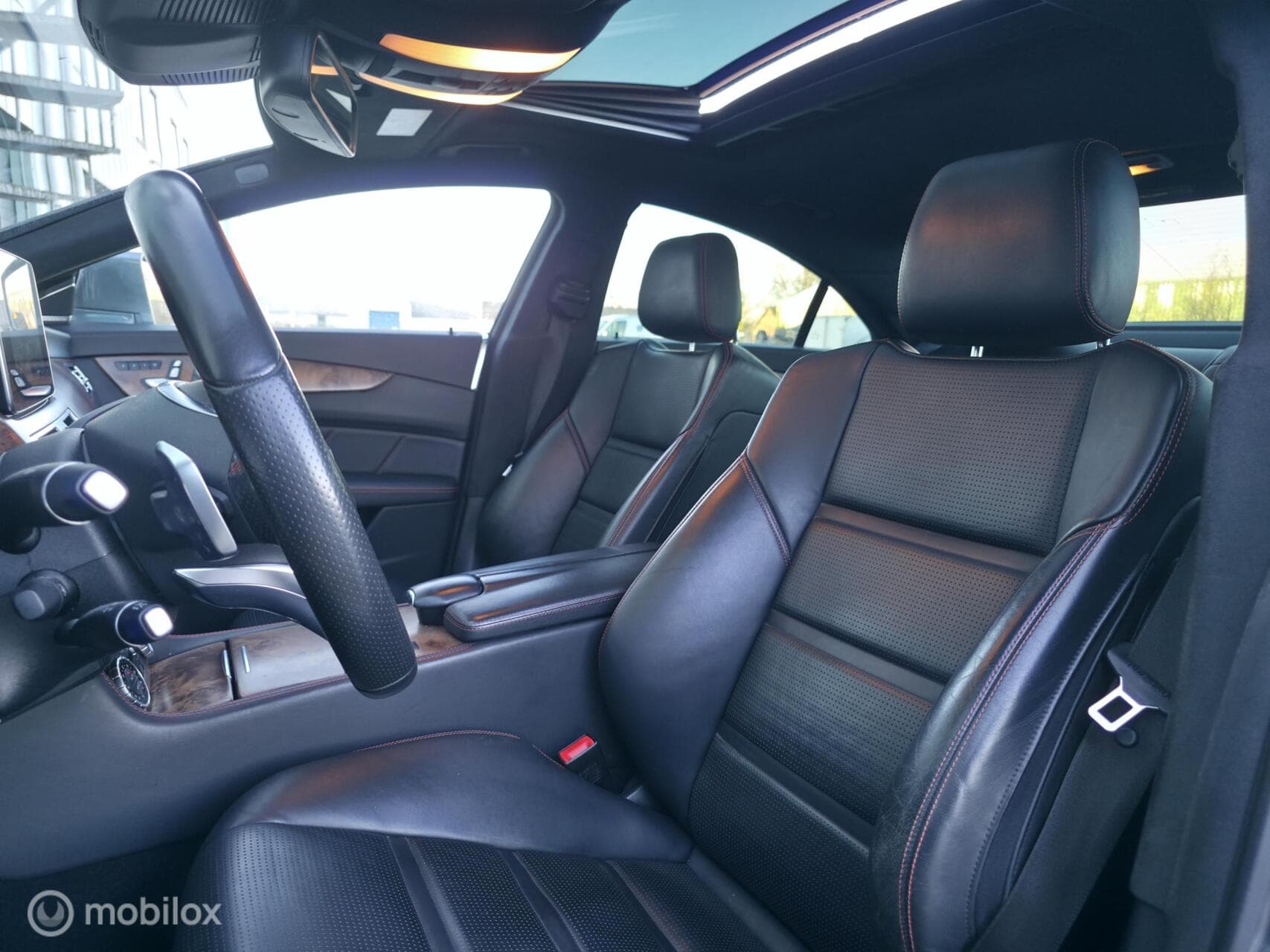 Mercedes-Benz CLS thumbnail 8