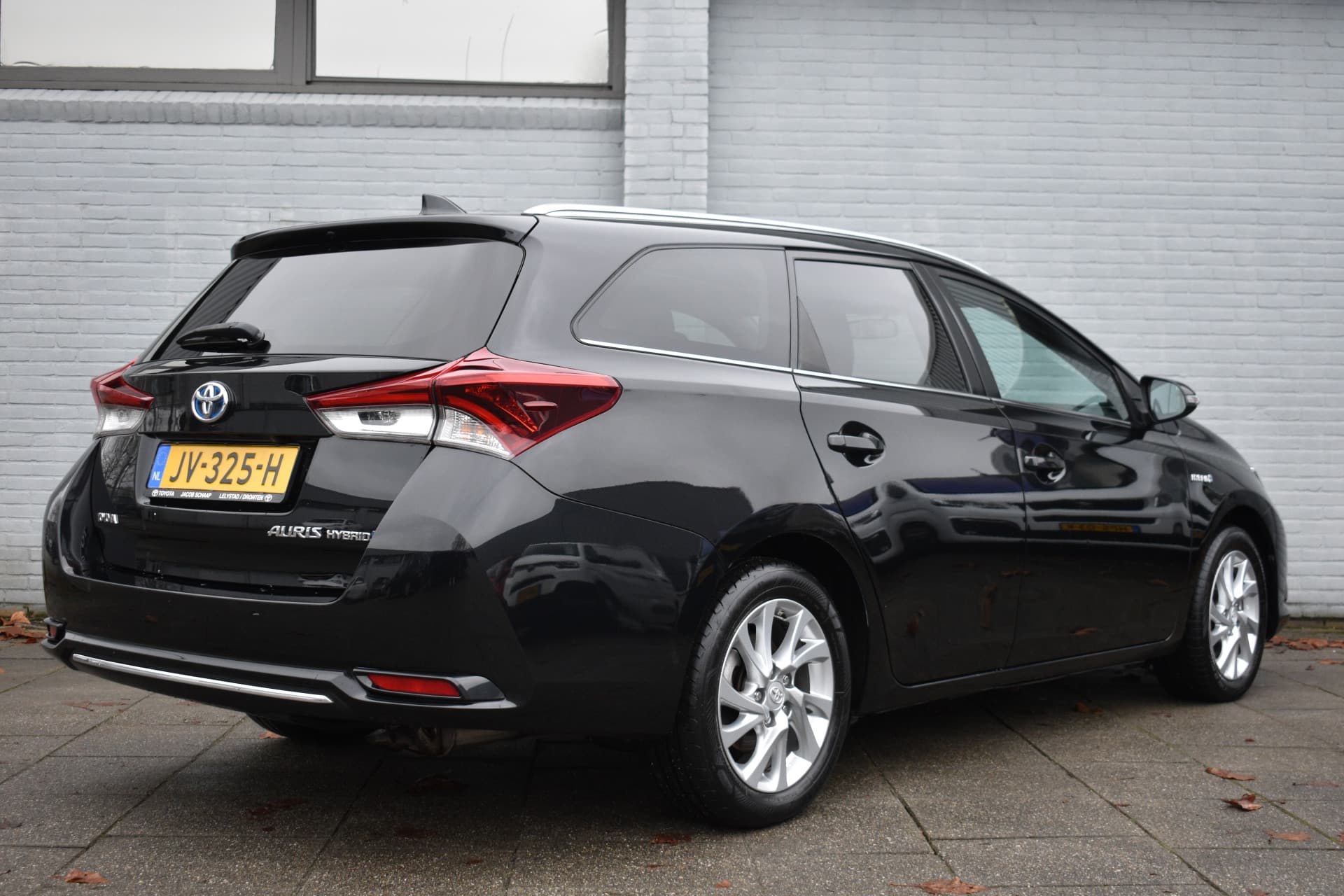 Toyota Auris 1.8 Hybrid Trend Automaat 136pk thumbnail 3