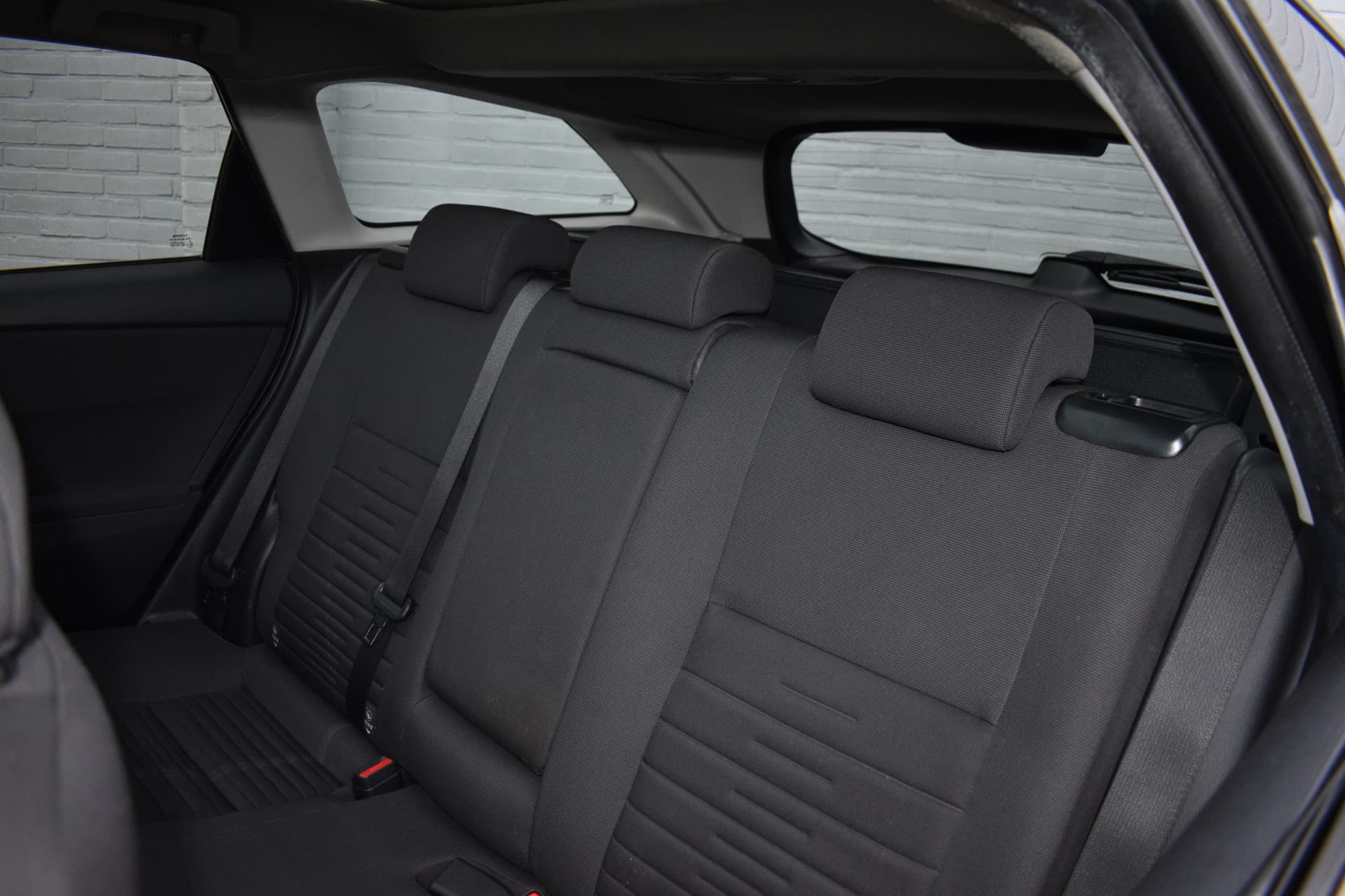 Toyota Auris 1.8 Hybrid Trend Automaat 136pk thumbnail 10