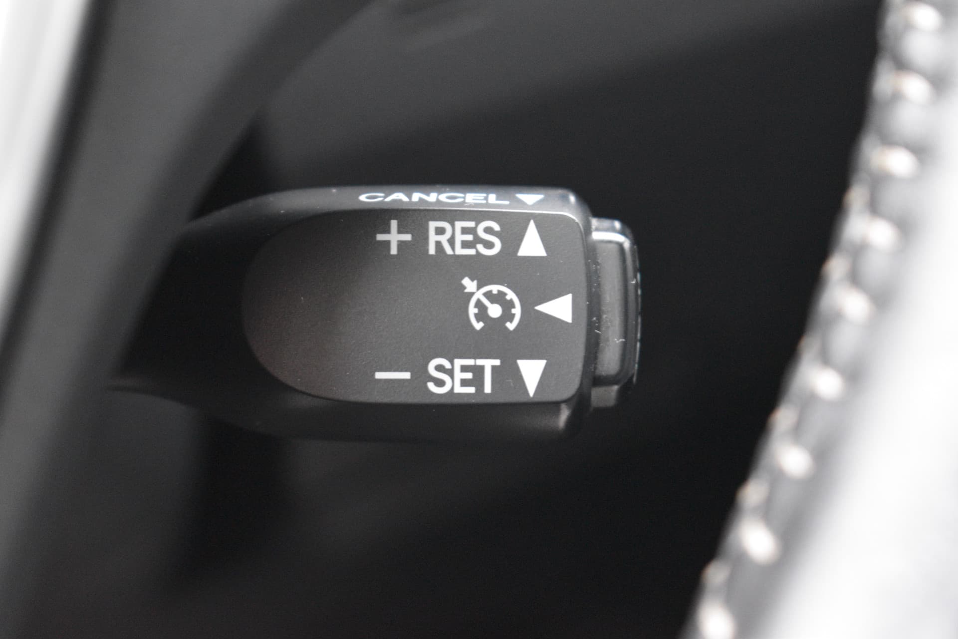 Toyota Auris 1.8 Hybrid Trend Automaat 136pk thumbnail 16