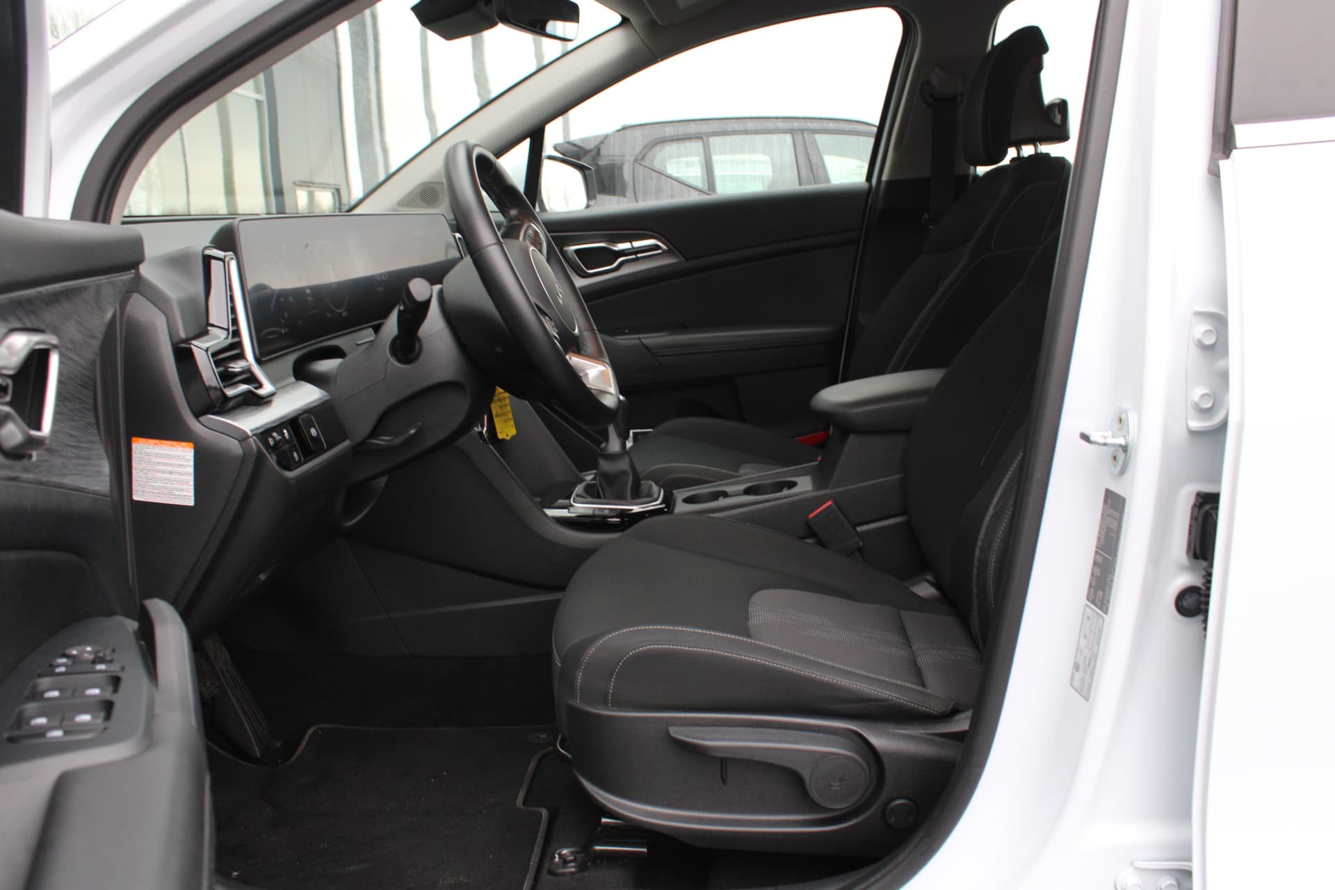 Kia Sportage 1.6 T-GDi MHEV DynamicLine thumbnail 13