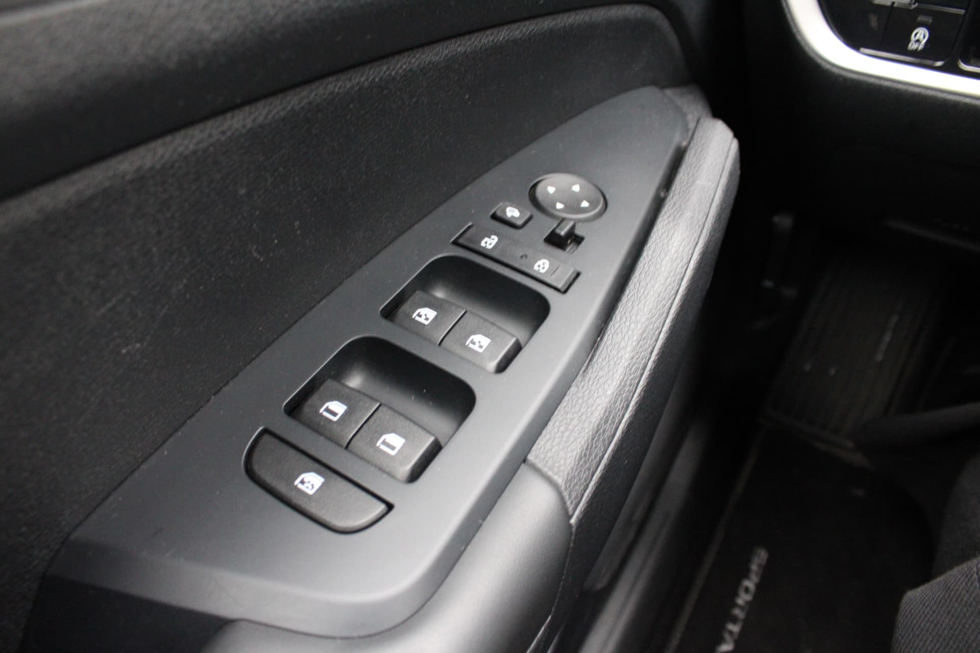 Kia Sportage 1.6 T-GDi MHEV DynamicLine thumbnail 18