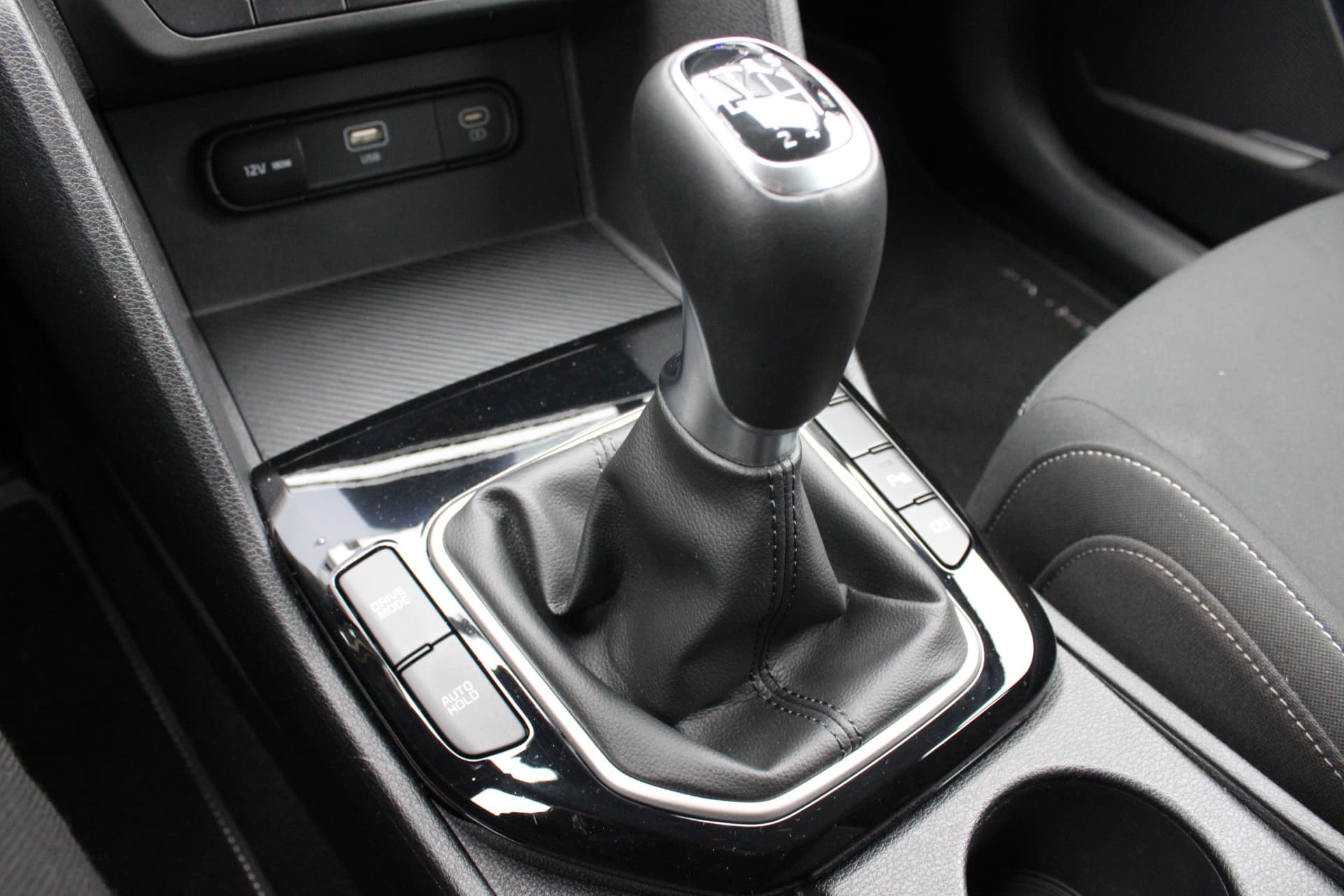 Kia Sportage 1.6 T-GDi MHEV DynamicLine thumbnail 29