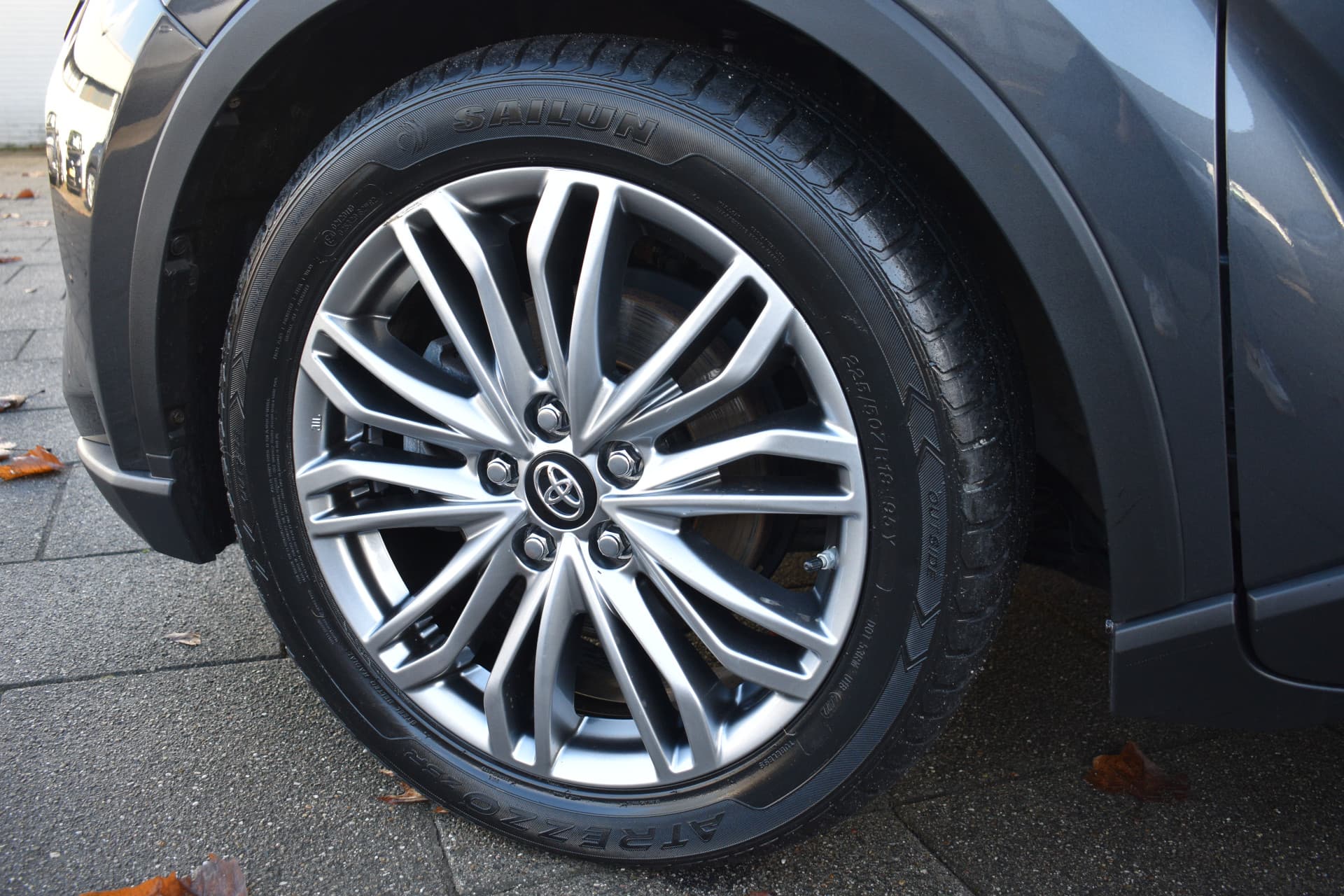 Toyota C-HR 1.8 Hybrid Executive Limited Automaat 122pk thumbnail 6