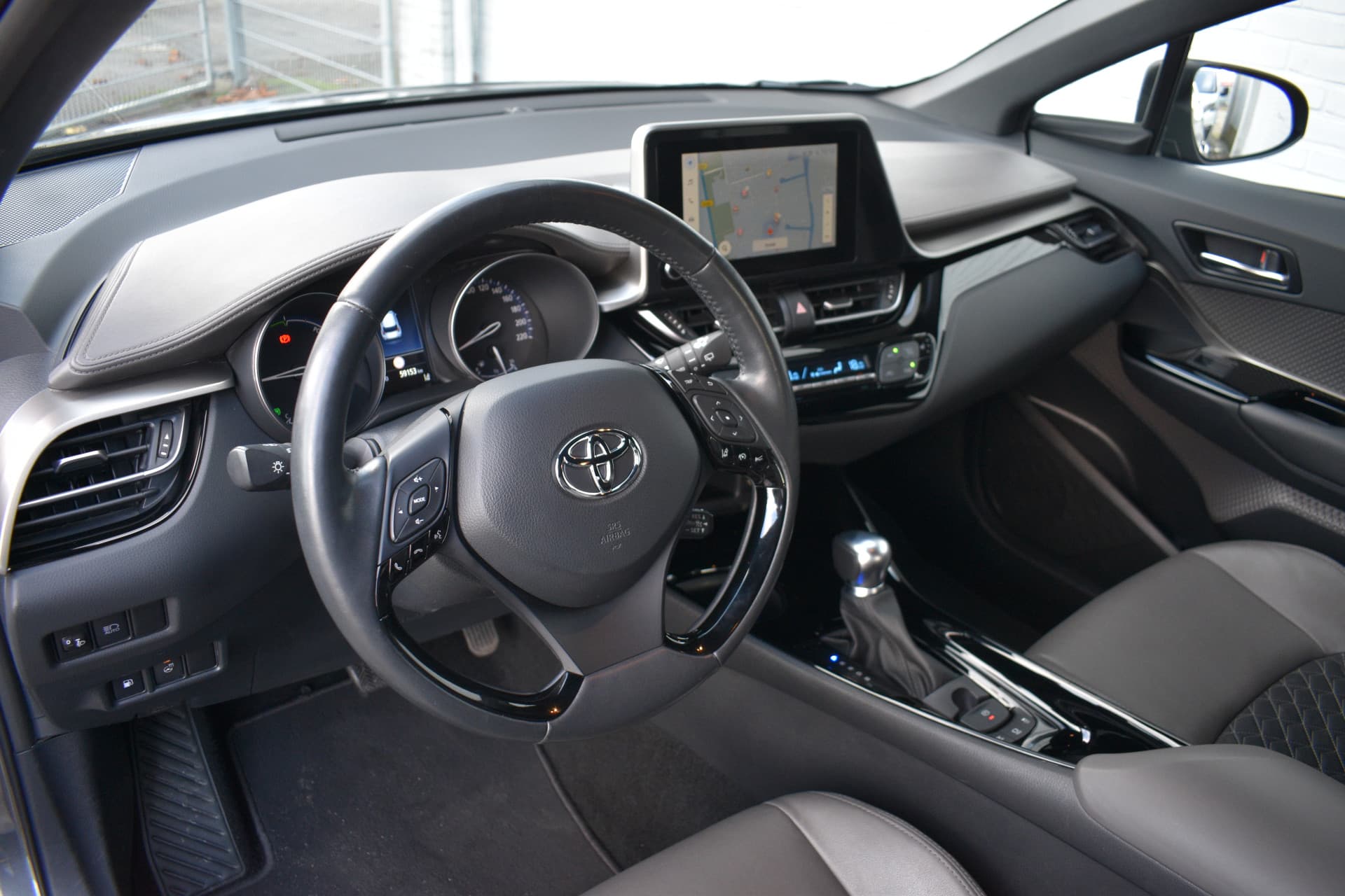 Toyota C-HR 1.8 Hybrid Executive Limited Automaat 122pk thumbnail 24