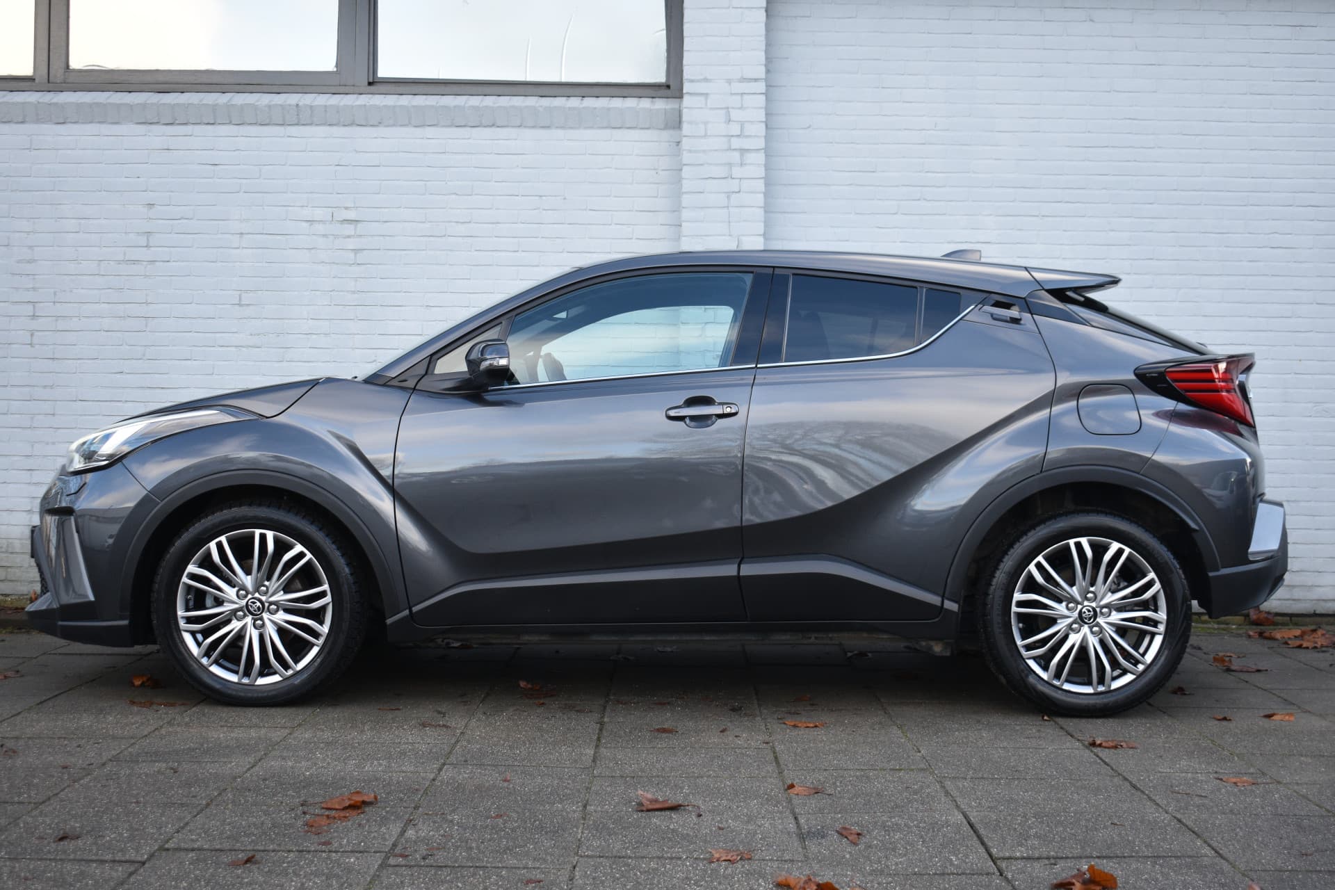 Toyota C-HR 1.8 Hybrid Executive Limited Automaat 122pk thumbnail 7