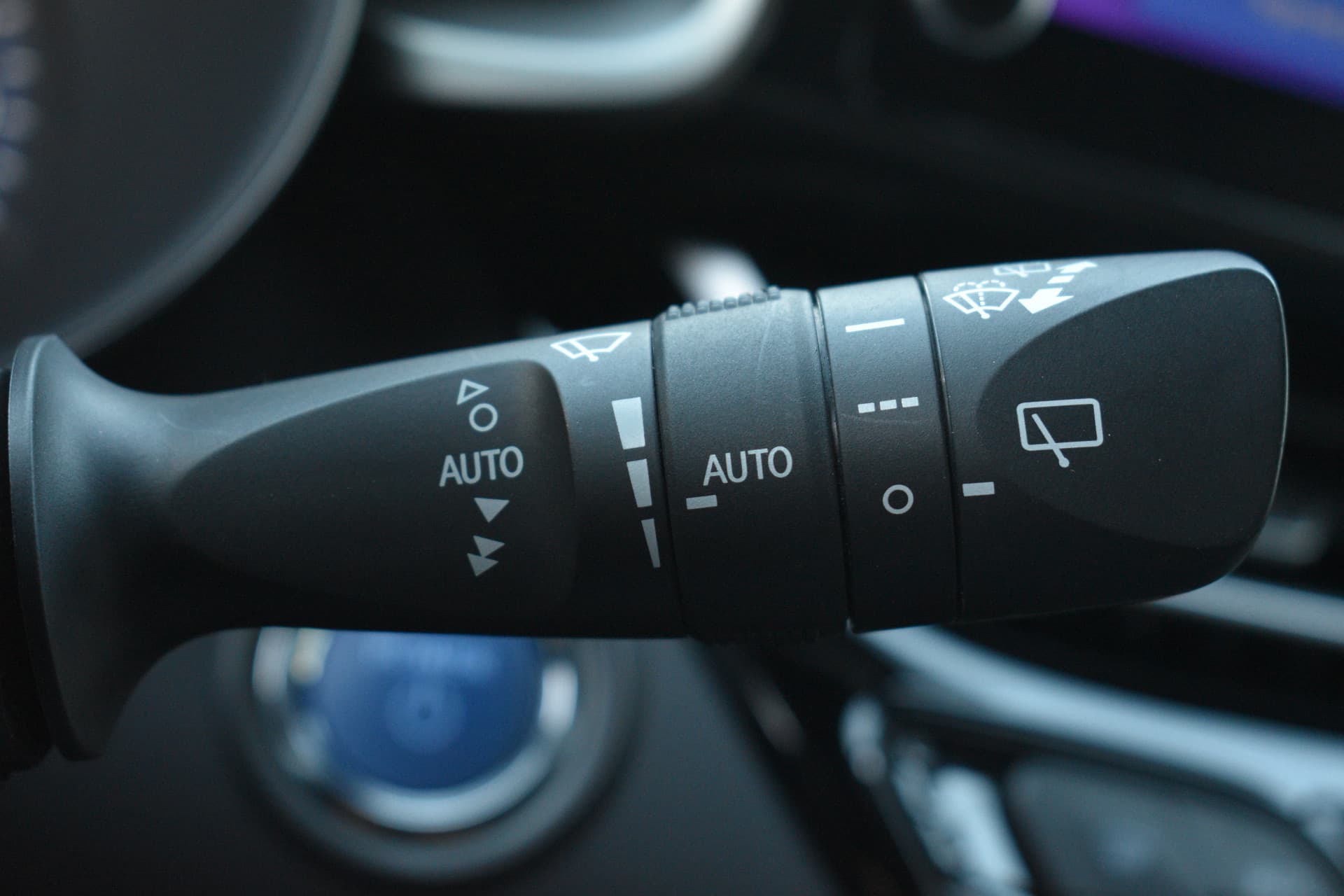 Toyota C-HR 1.8 Hybrid Executive Limited Automaat 122pk thumbnail 18