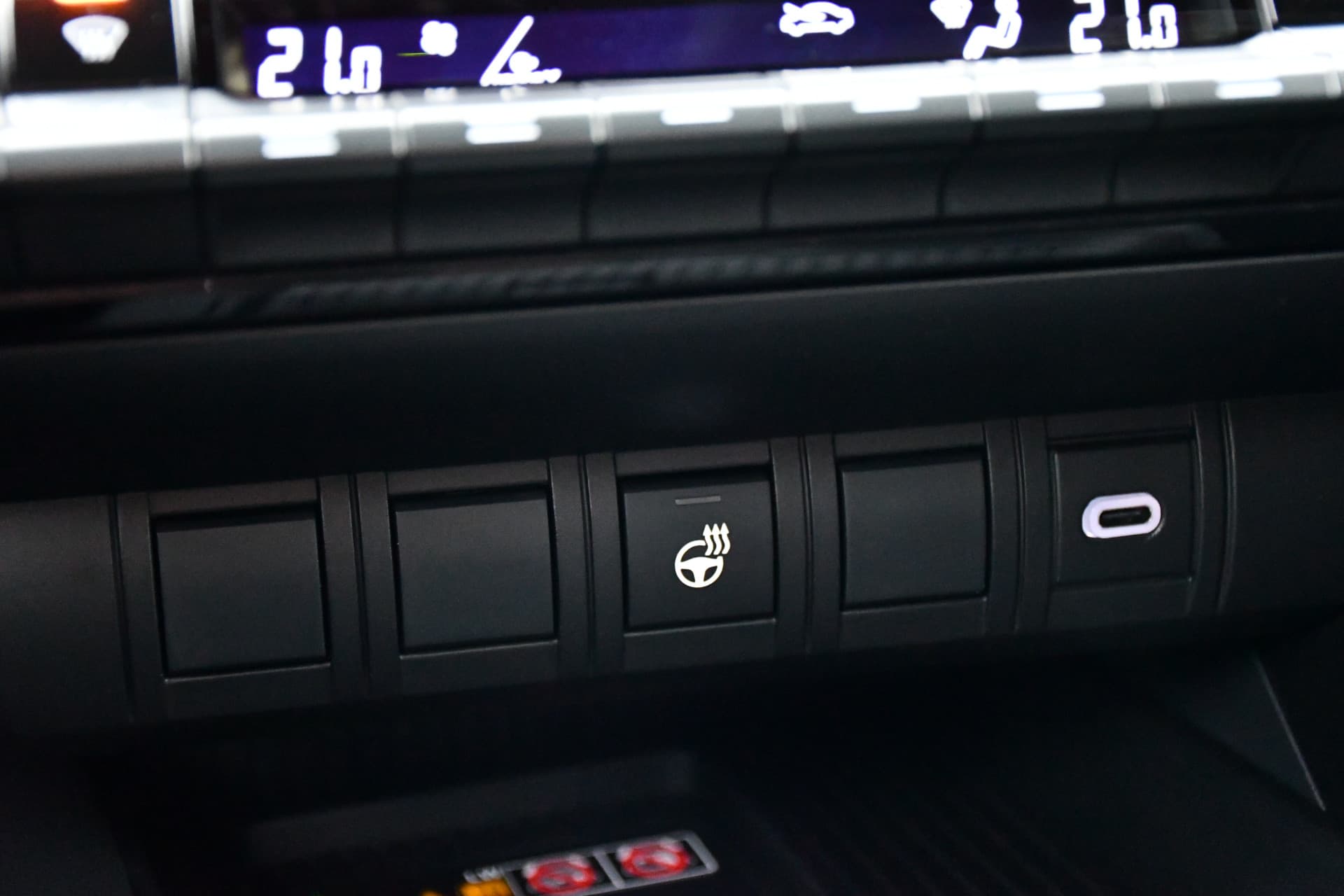 Toyota C-HR 2.0 Plug-in Hybrid 220 Black Edition Automaat 223pk thumbnail 27