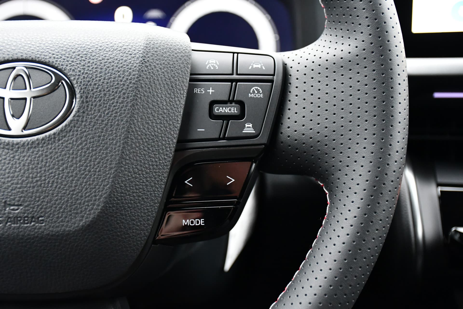 Toyota C-HR 2.0 Plug-in Hybrid 220 Black Edition Automaat 223pk thumbnail 31