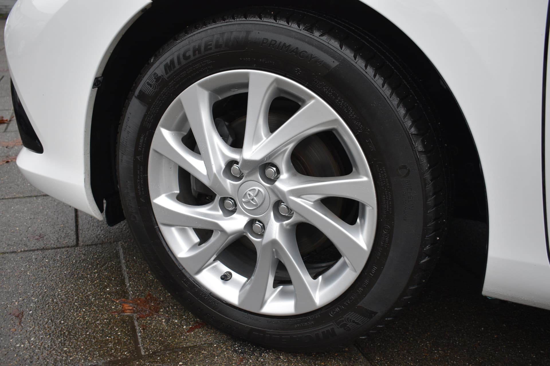 Toyota Auris 1.8 Hybrid Aspiration Automaat 100pk thumbnail 2