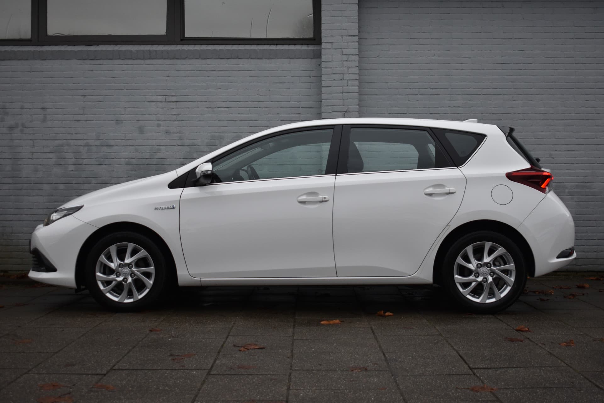 Toyota Auris 1.8 Hybrid Aspiration Automaat 100pk thumbnail 3