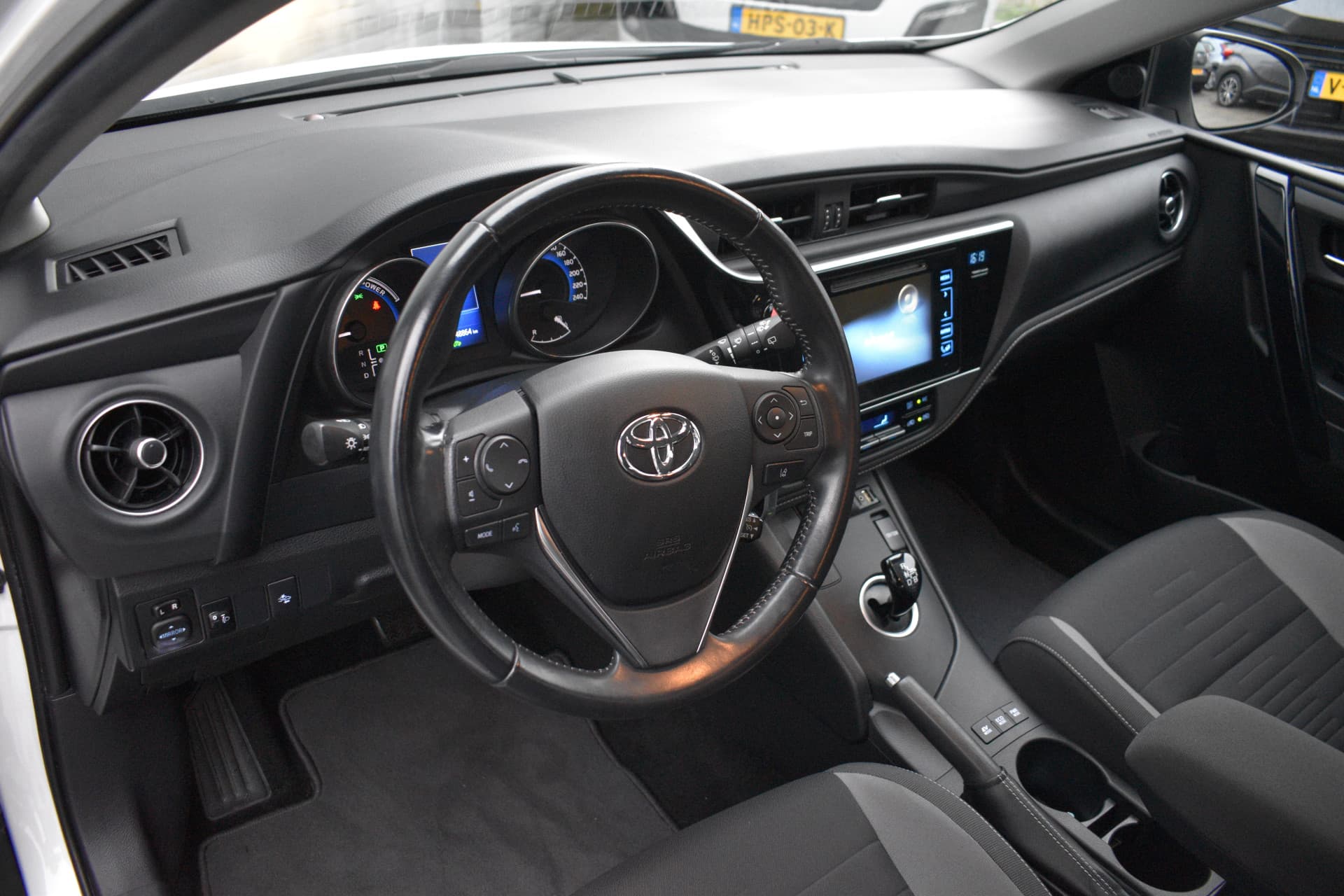 Toyota Auris 1.8 Hybrid Aspiration Automaat 100pk thumbnail 4