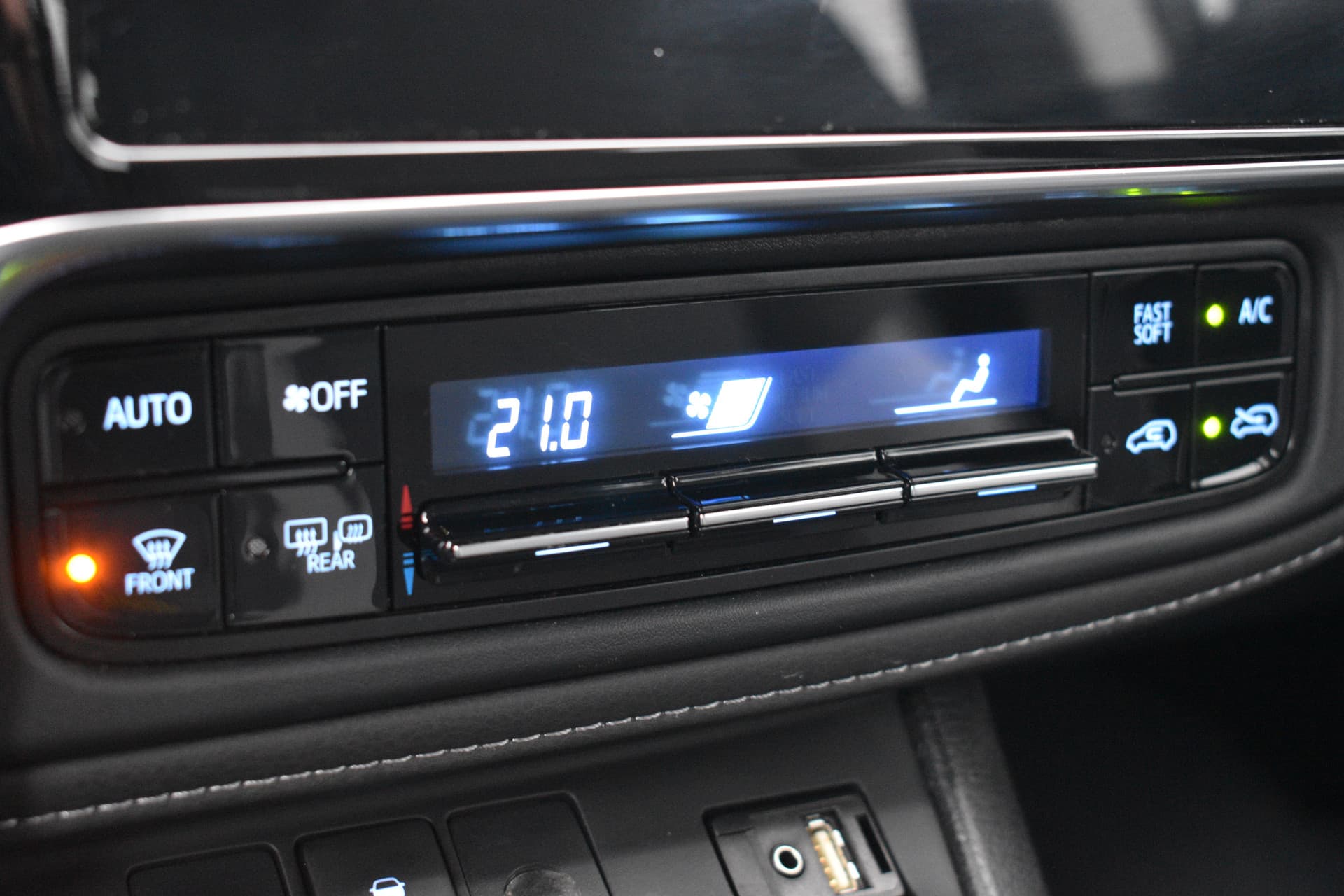 Toyota Auris 1.8 Hybrid Aspiration Automaat 100pk thumbnail 19