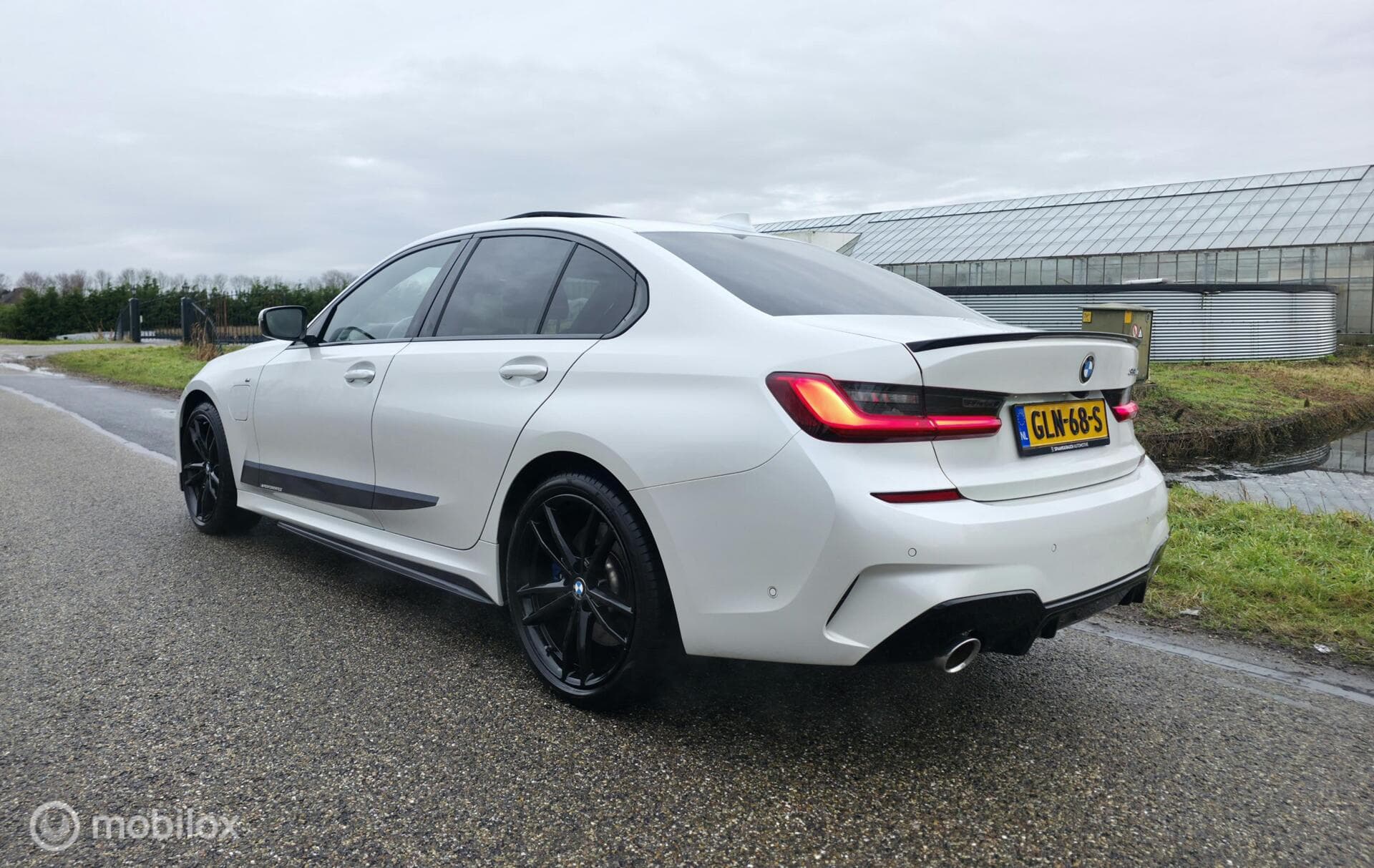 BMW 3 Serie thumbnail 3