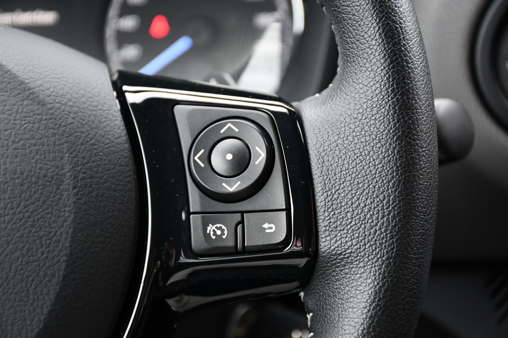 Toyota Yaris 1.5 VVT-i Active Automaat 112pk thumbnail 25