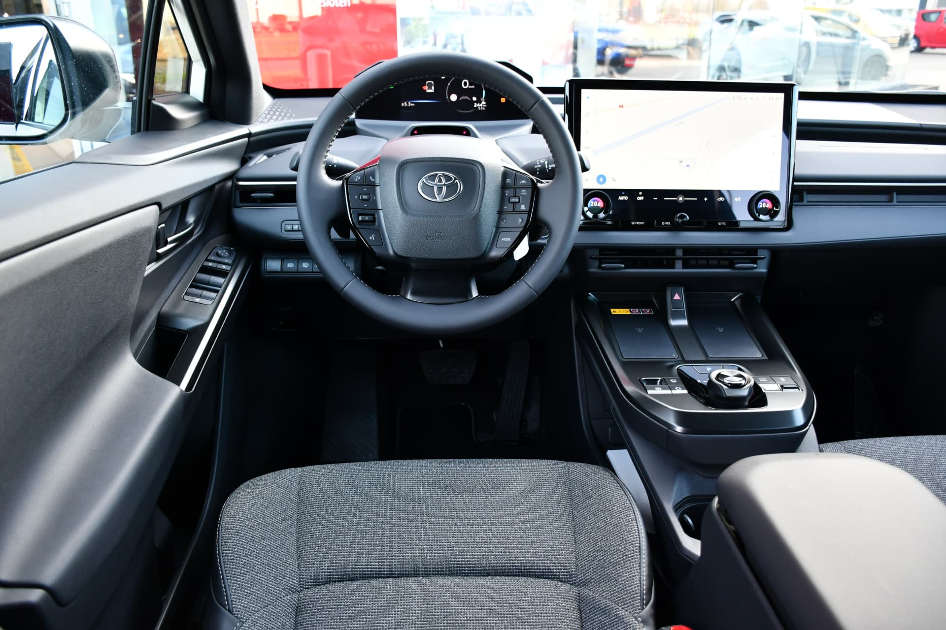 Toyota BZ4X Dynamic AWD 73 kWh 343pk thumbnail 2