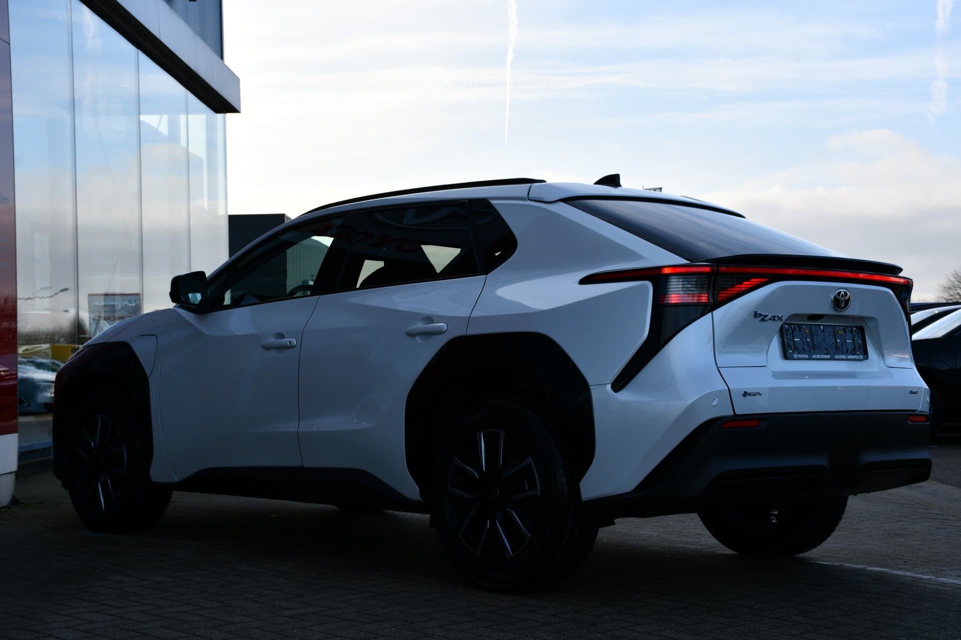 Toyota BZ4X Dynamic AWD 73 kWh 343pk thumbnail 12