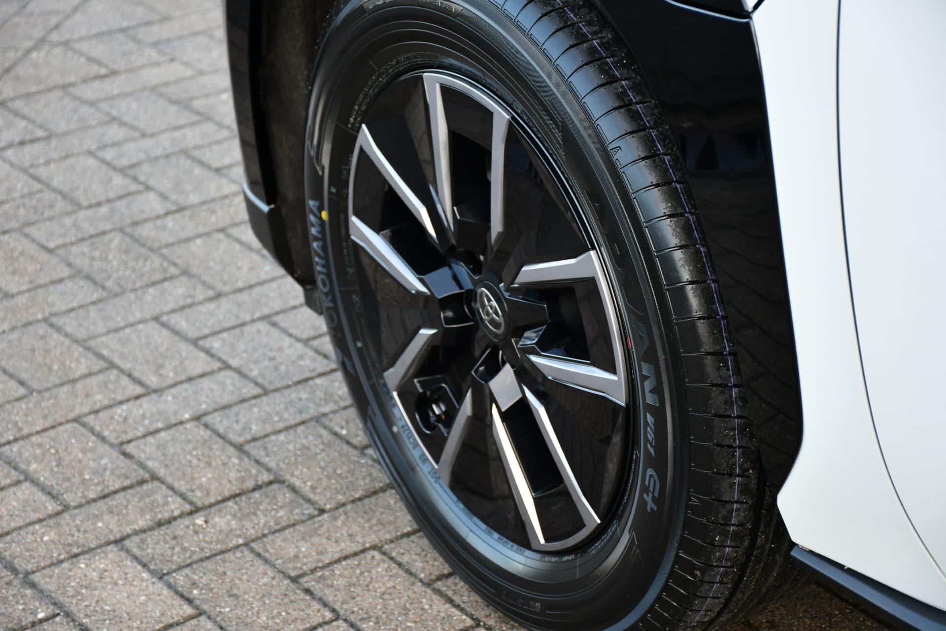 Toyota BZ4X Dynamic AWD 73 kWh 343pk thumbnail 14