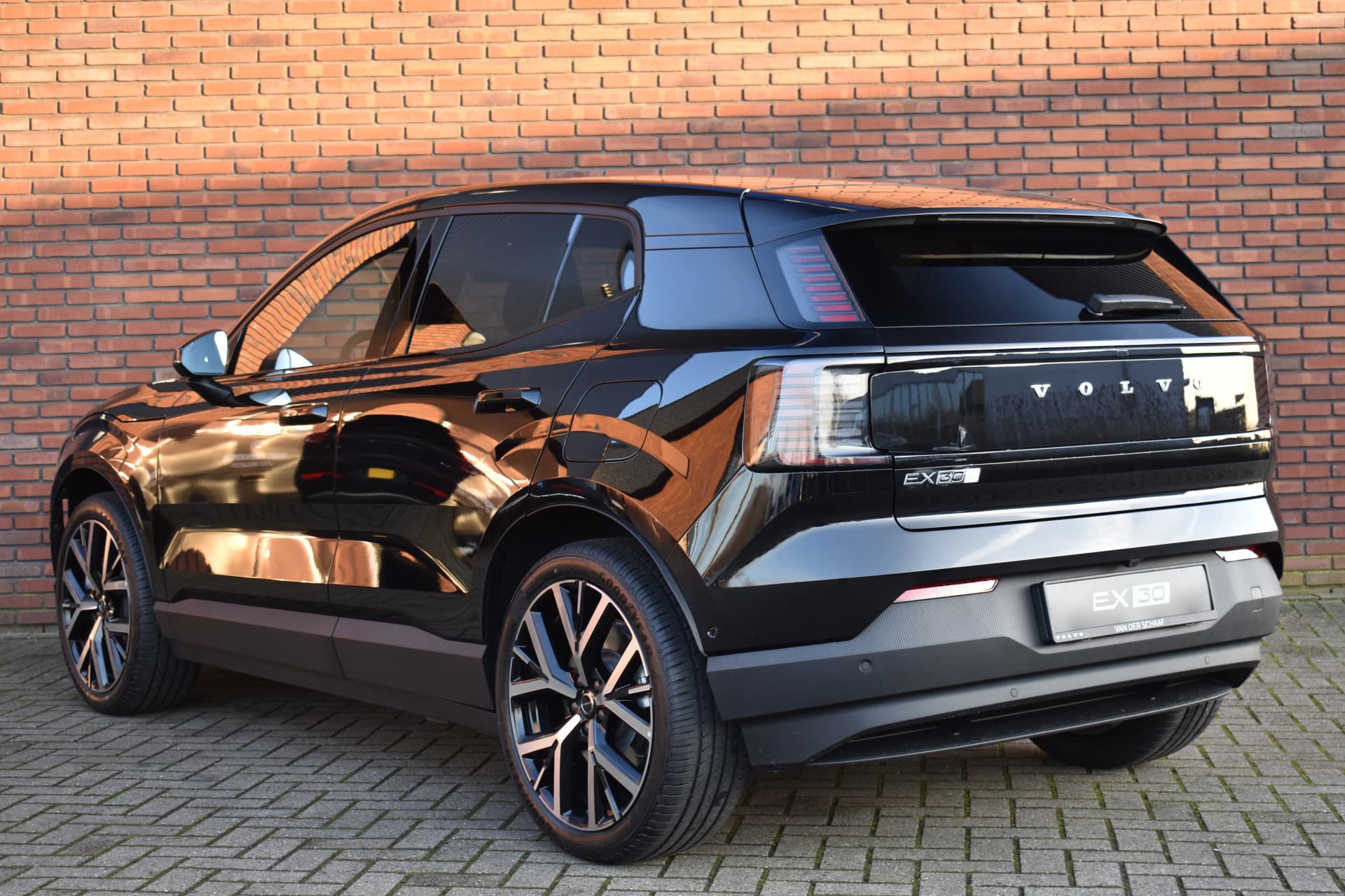 Volvo EX30 Twin Motor Performance 428PK Ultra Europa Sport 69 kWh thumbnail 2