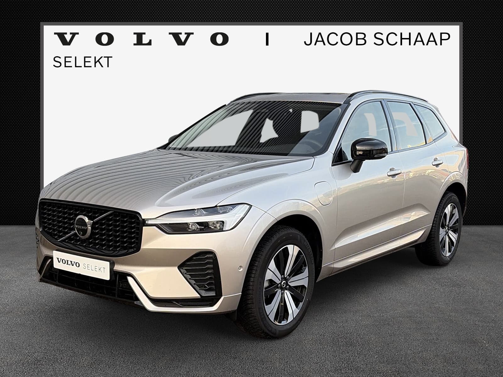 Volvo XC60 2.0 T6 Plug-in hybrid AWD Plus Dark / Panoramadak / elektr. stoelen met geheugen / trekhaak /