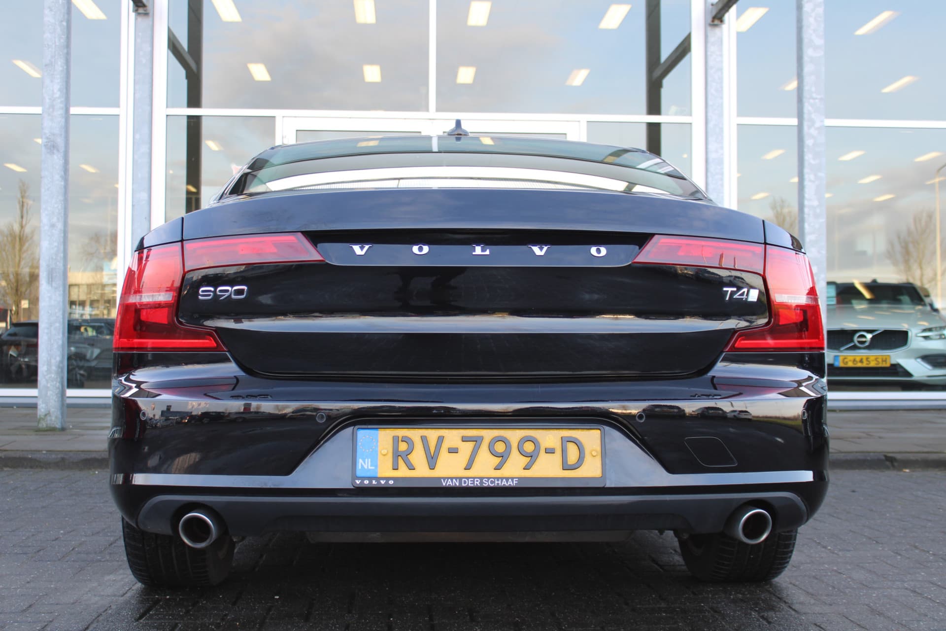 Volvo S90 T4 Automaat Momentum+ thumbnail 5