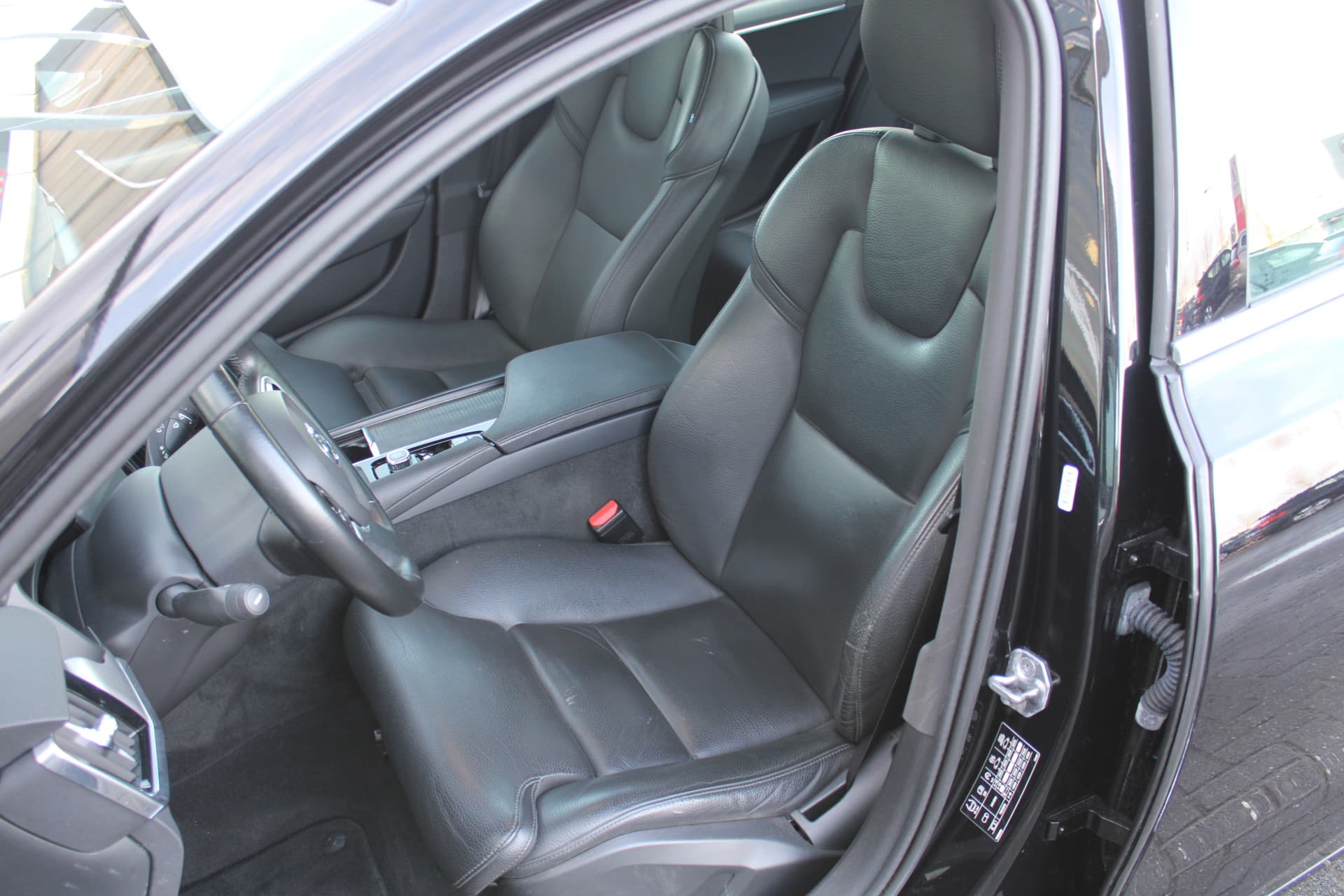 Volvo S90 T4 Automaat Momentum+ thumbnail 12