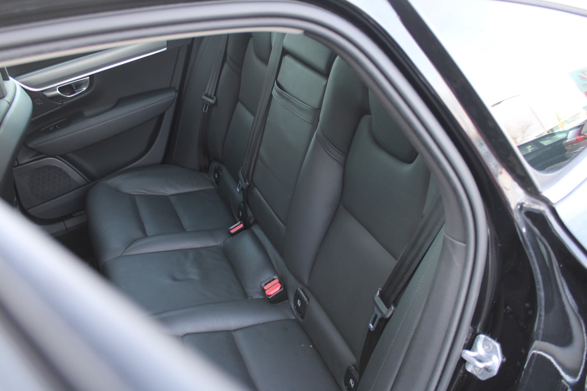 Volvo S90 T4 Automaat Momentum+ thumbnail 15