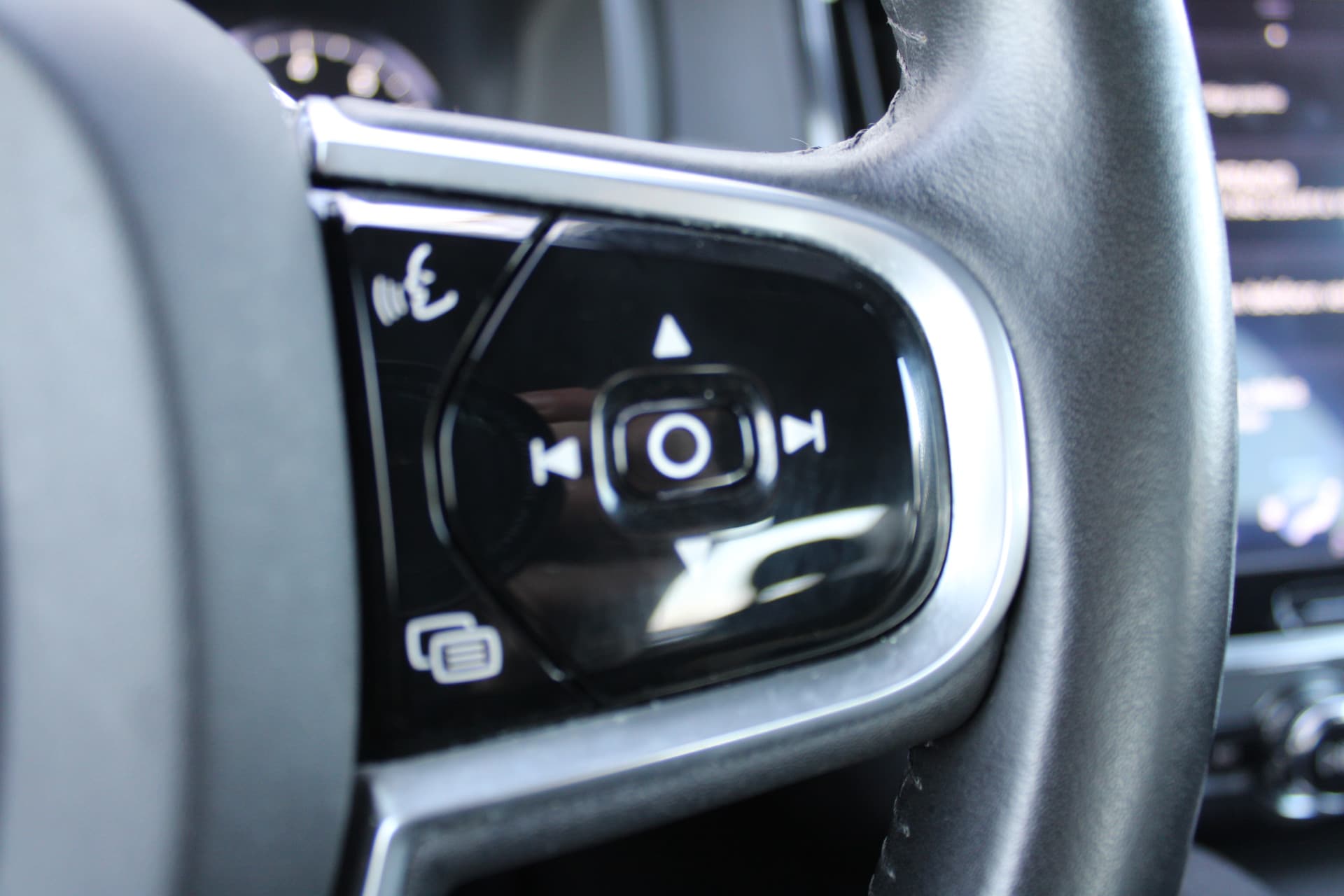 Volvo S90 T4 Automaat Momentum+ thumbnail 21