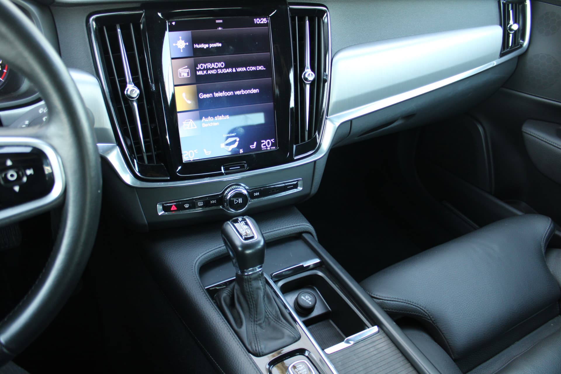 Volvo S90 T4 Automaat Momentum+ thumbnail 23