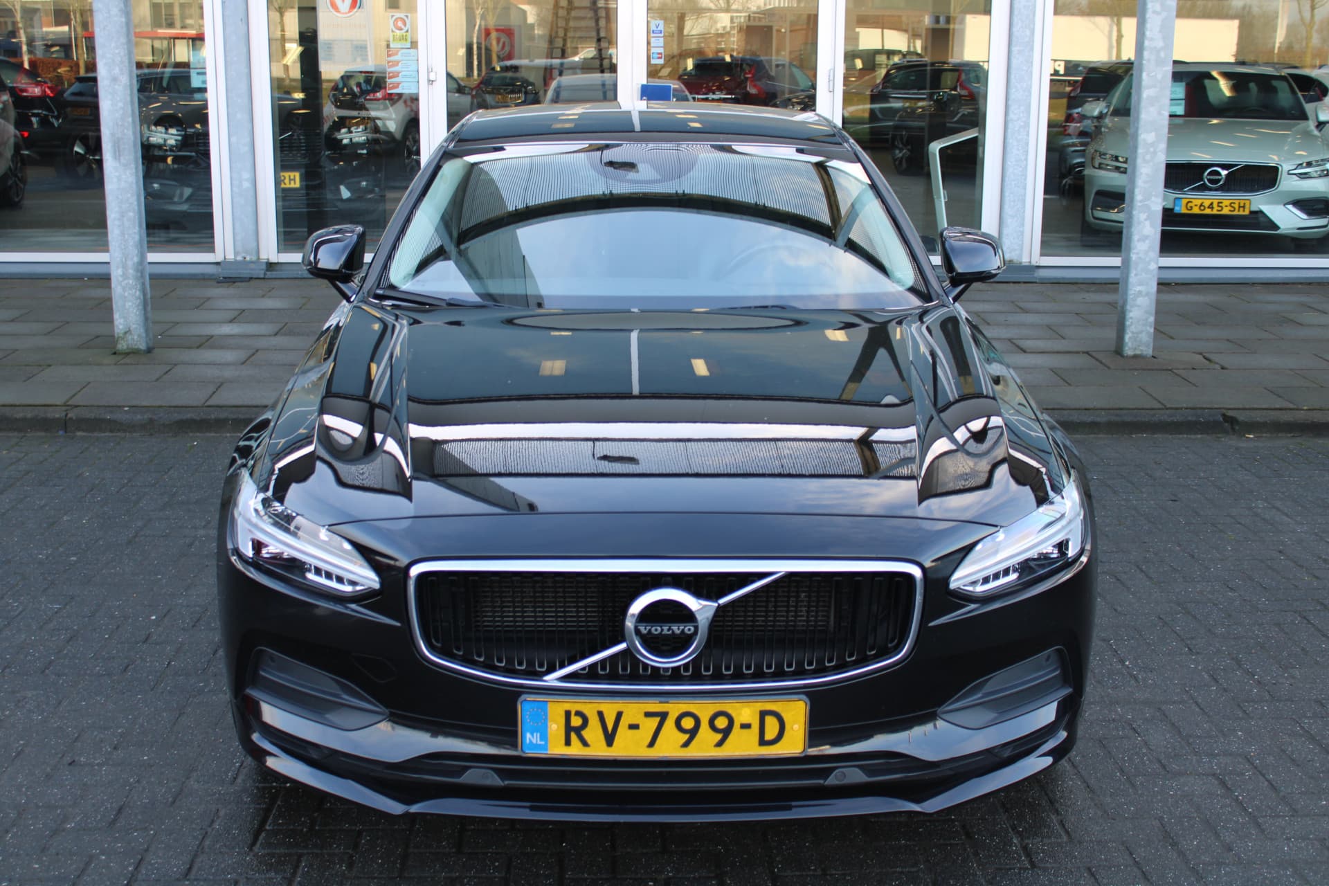 Volvo S90 T4 Automaat Momentum+ thumbnail 34