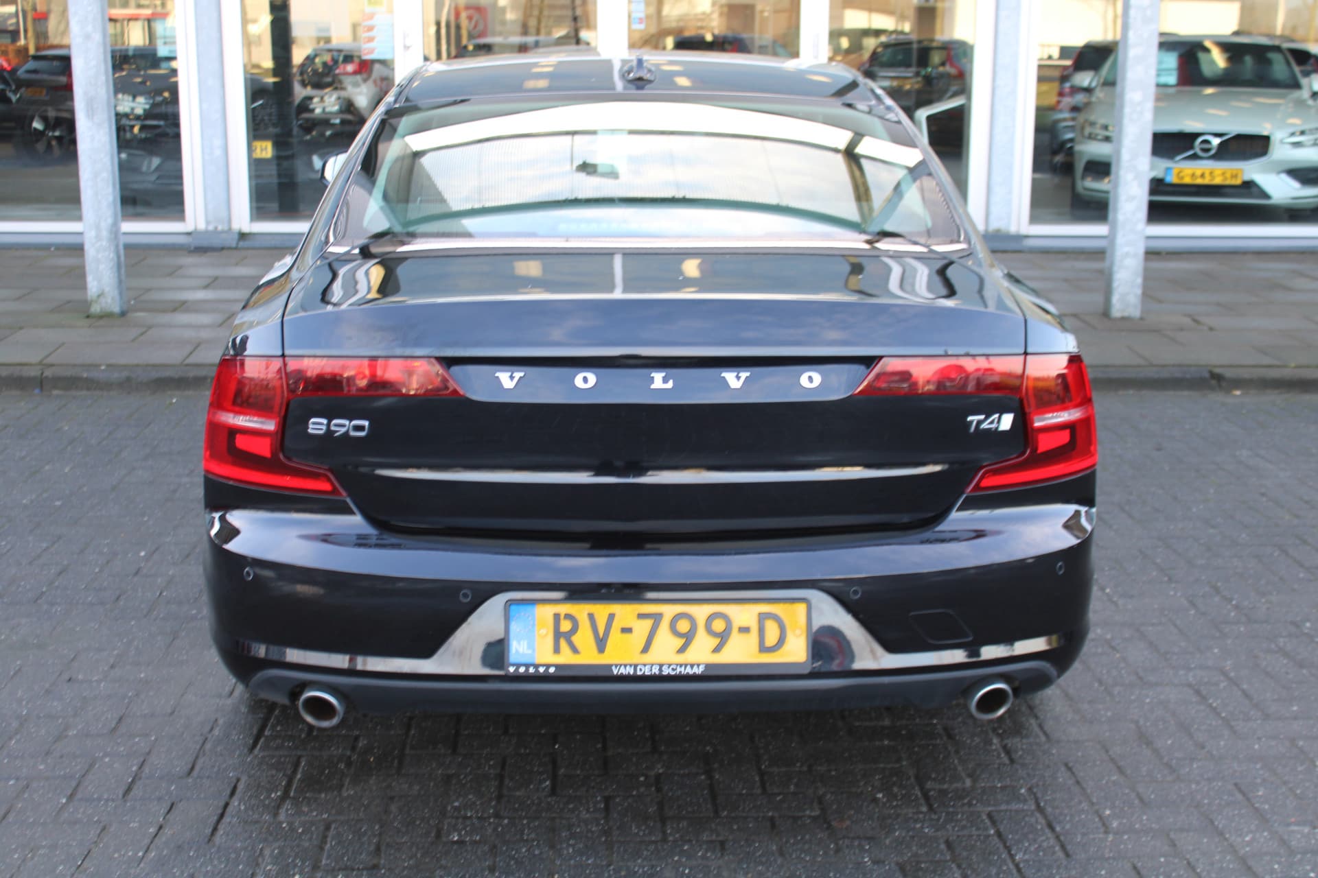 Volvo S90 T4 Automaat Momentum+ thumbnail 35