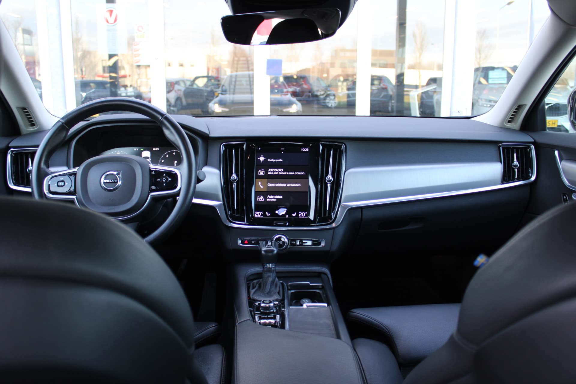 Volvo S90 T4 Automaat Momentum+ thumbnail 39