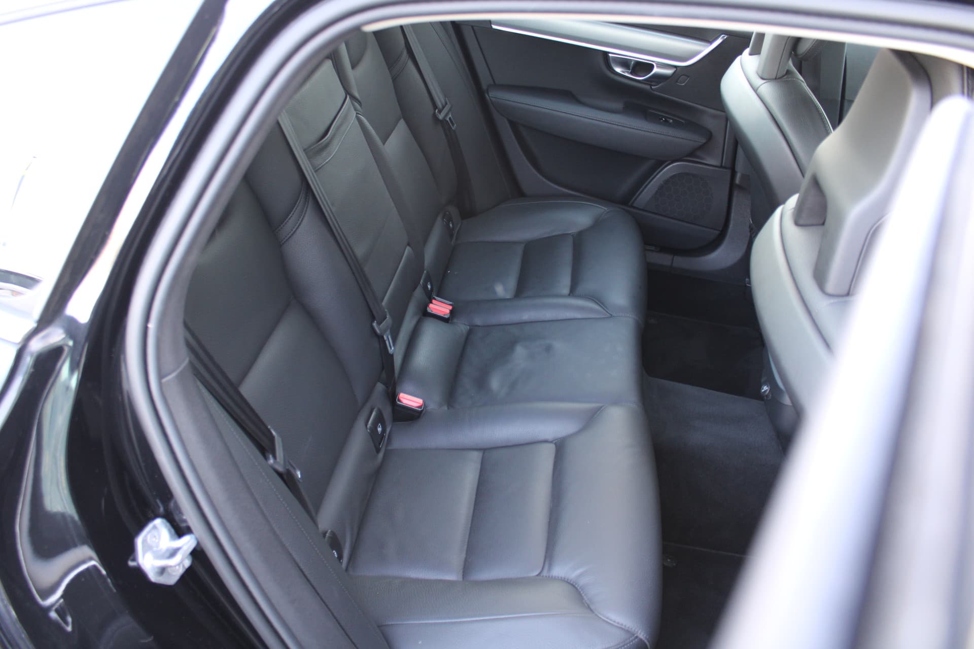 Volvo S90 T4 Automaat Momentum+ thumbnail 41