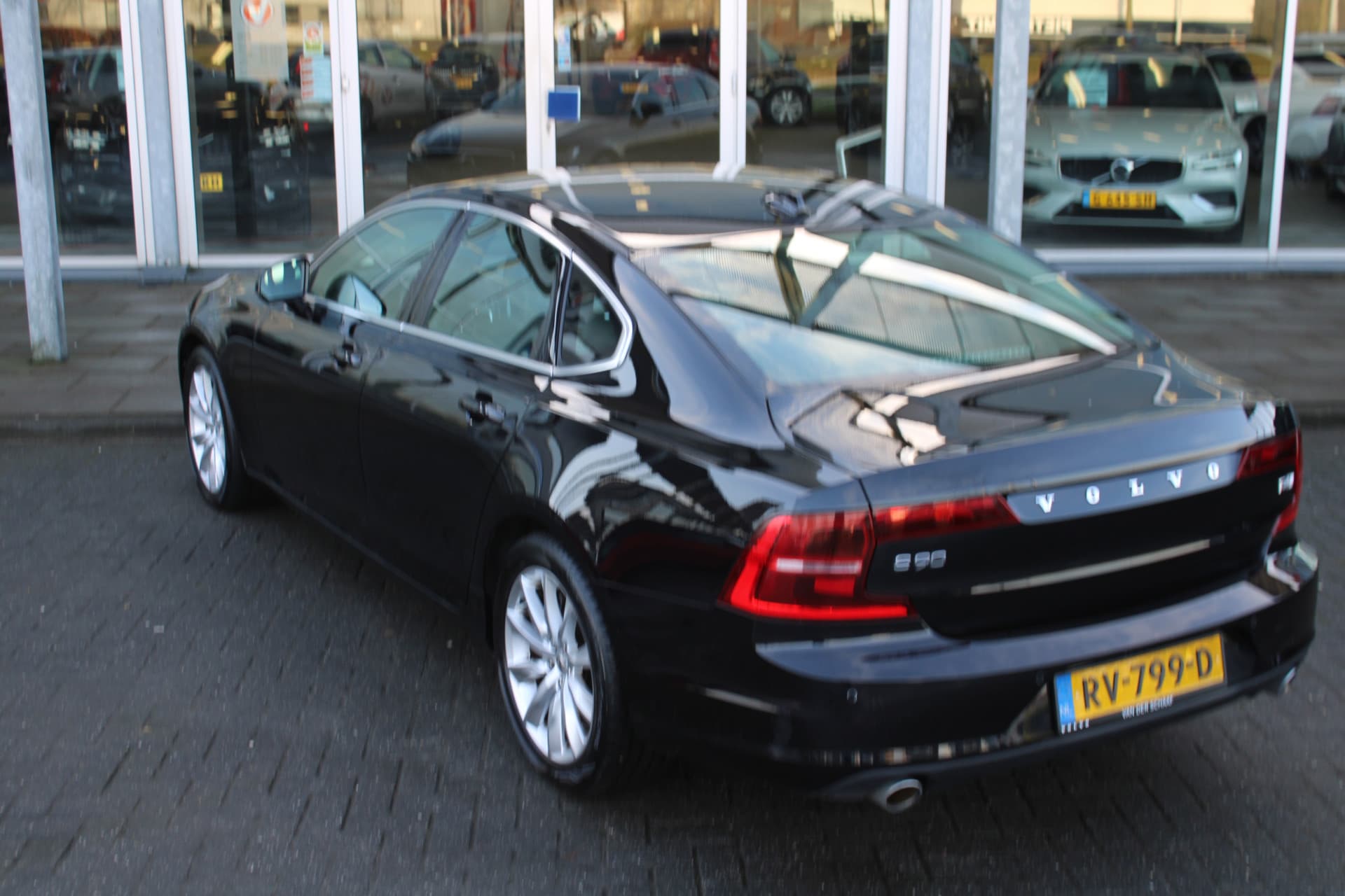 Volvo S90 T4 Automaat Momentum+ thumbnail 54