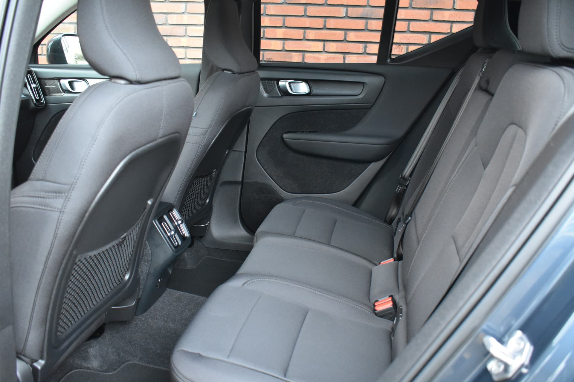 Volvo XC40 B4 212PK Automaat Business Pro thumbnail 8