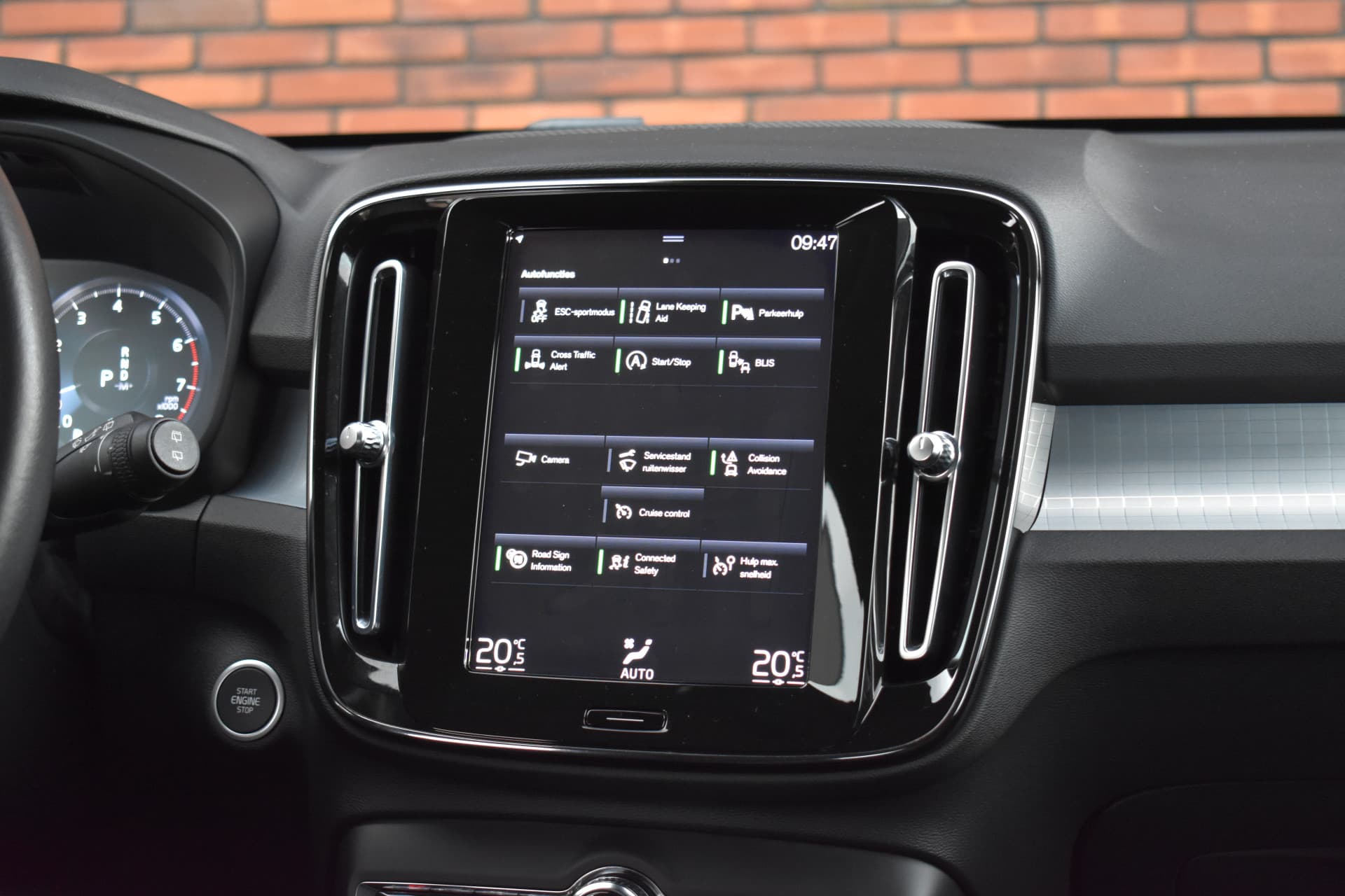 Volvo XC40 B4 212PK Automaat Business Pro thumbnail 18