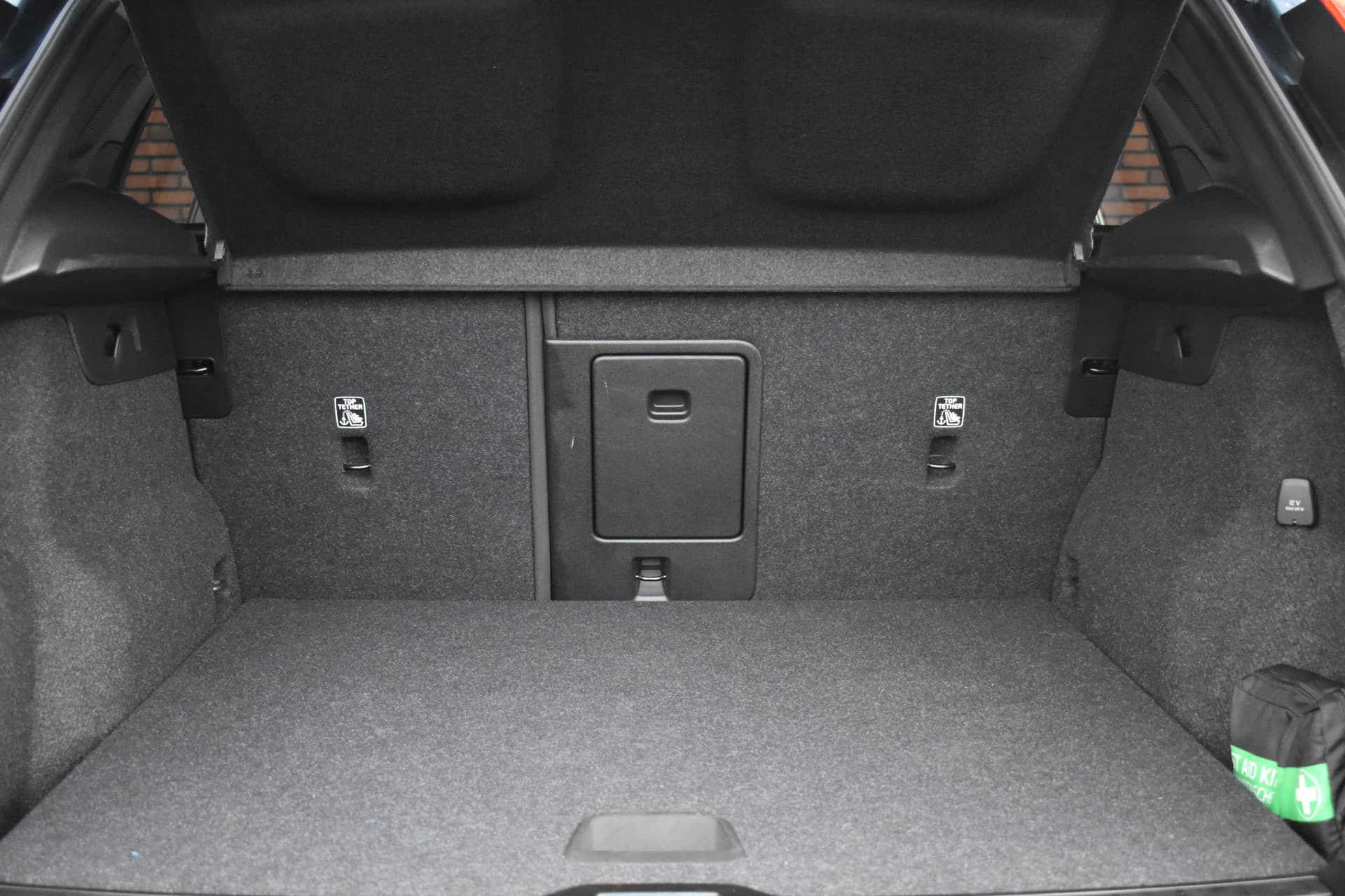 Volvo XC40 B4 212PK Automaat Business Pro thumbnail 23