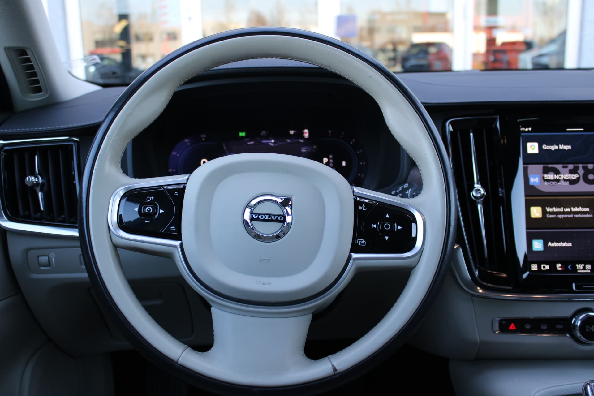 Volvo V90 B4 Automaat Inscription thumbnail 40