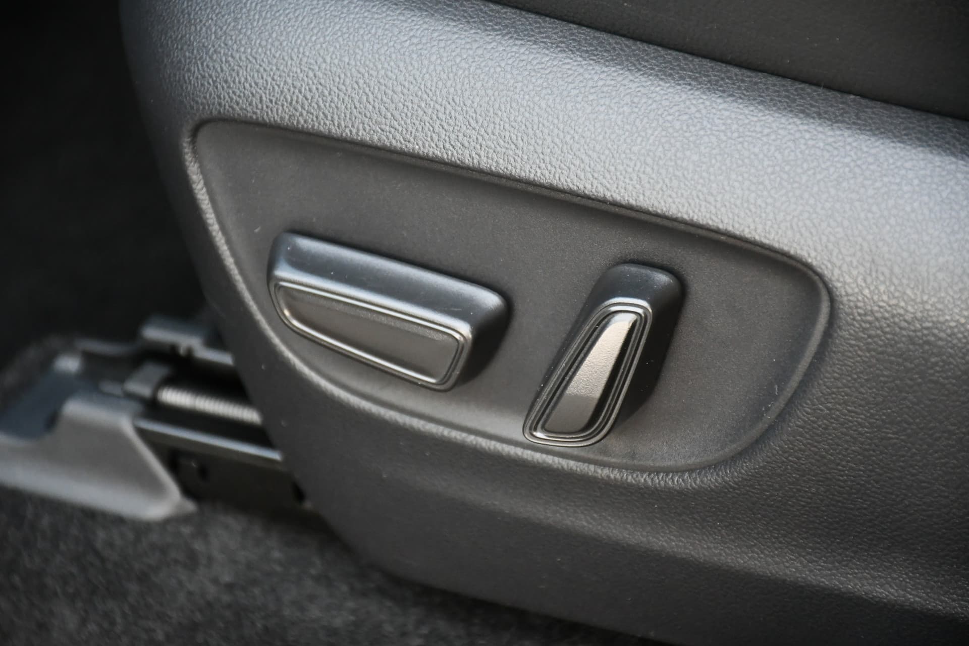 Toyota Land Cruiser 2.8 D-4D Standard Roof Window Van First Edition Limited Automaat 206pk thumbnail 8