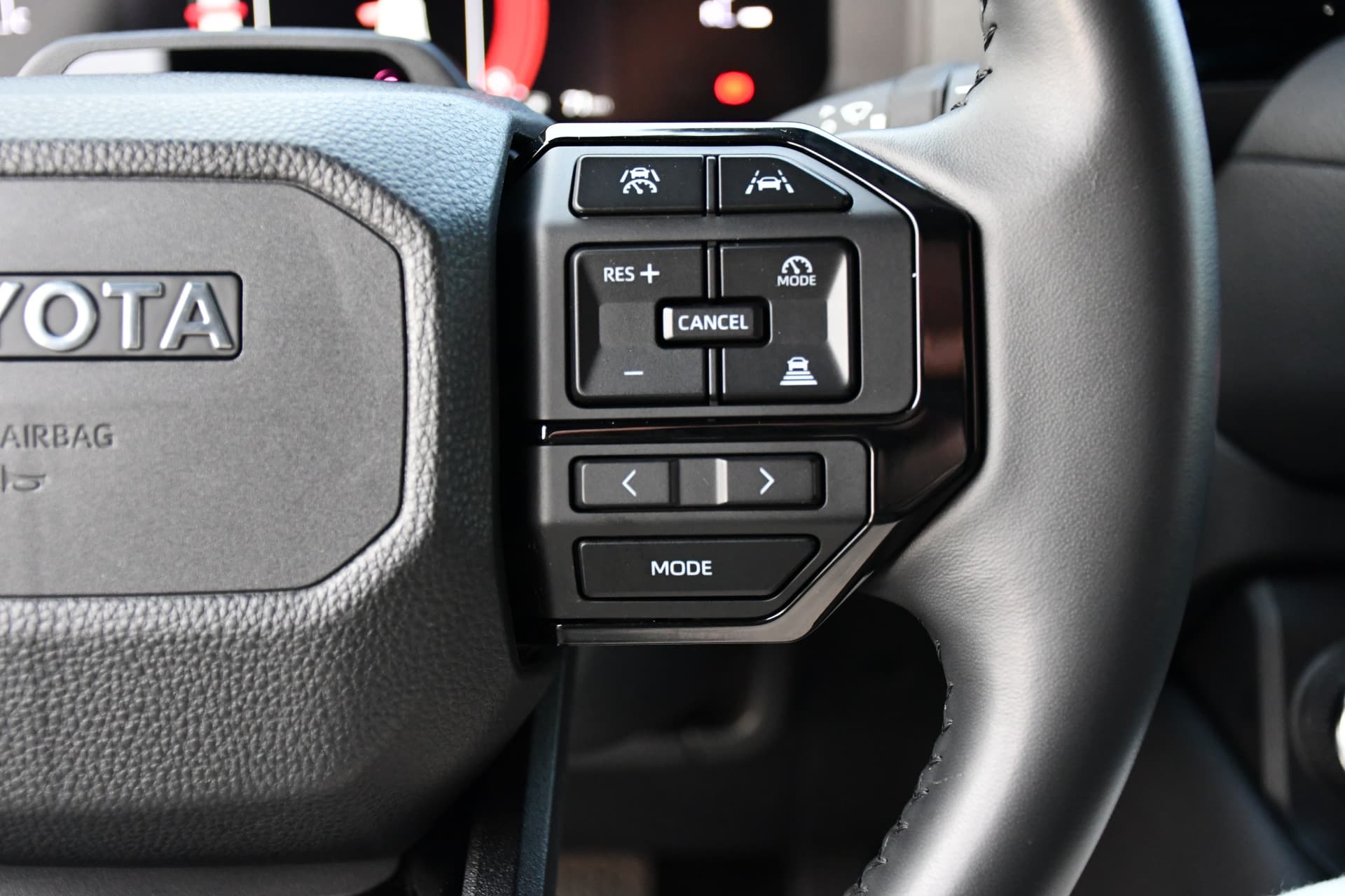 Toyota Land Cruiser 2.8 D-4D Standard Roof Window Van First Edition Limited Automaat 206pk thumbnail 25