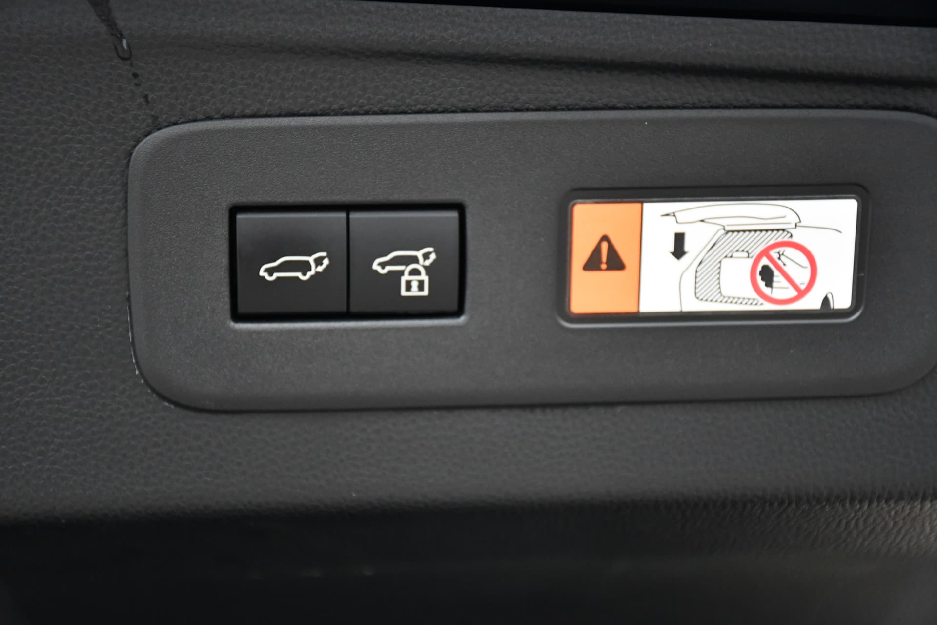 Toyota Land Cruiser 2.8 D-4D Standard Roof Window Van First Edition Limited Automaat 206pk thumbnail 36