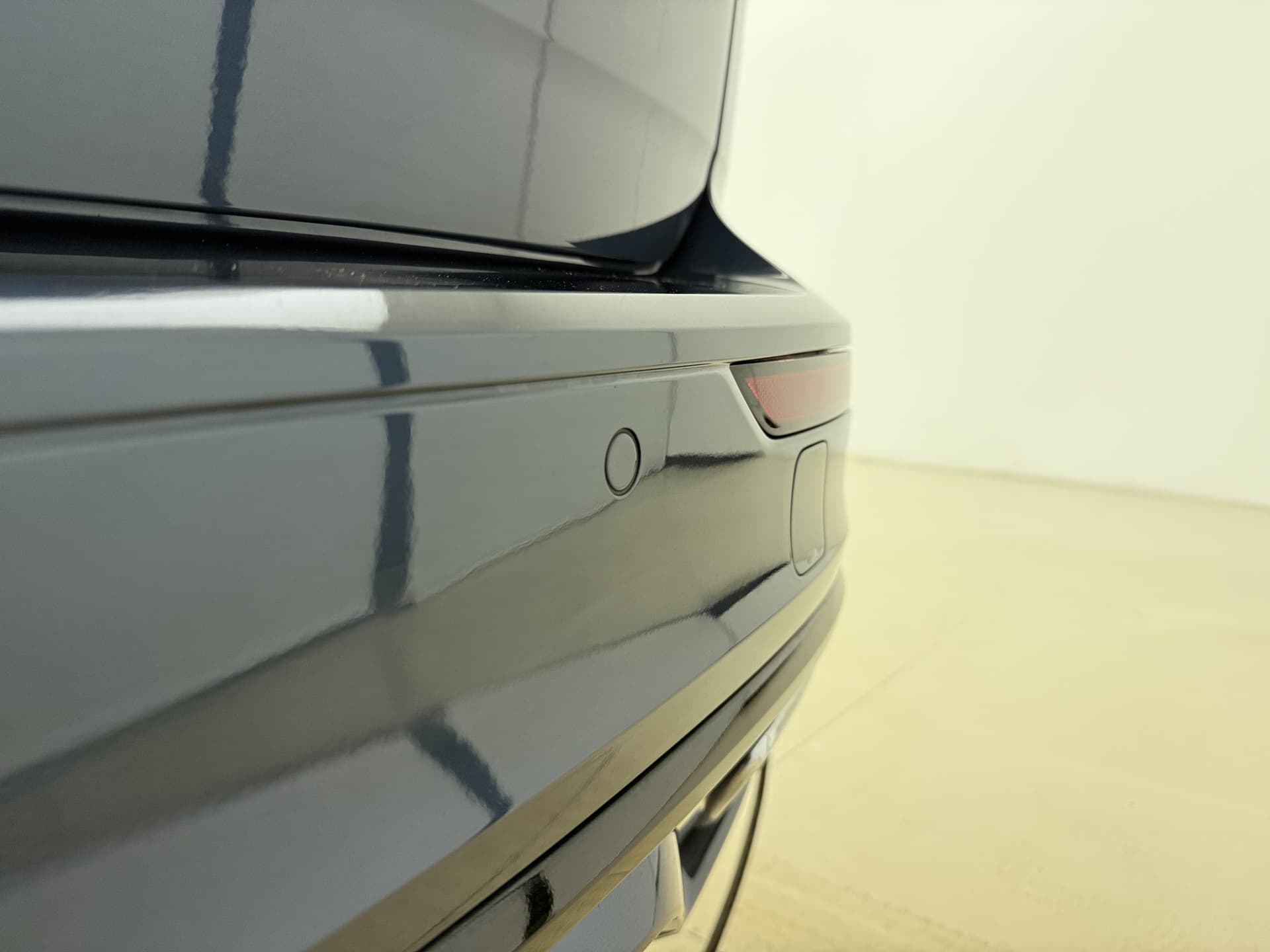 Volvo V60 T6 340pk AWD R-Design / Head-Up / Panoramadak / 360 Camera / Full-LED / Harman&Kardon / El. Sportstoelen / Keyless / Trekhaak / ACC / BLIS / DAB / El. Achterklep / thumbnail 46