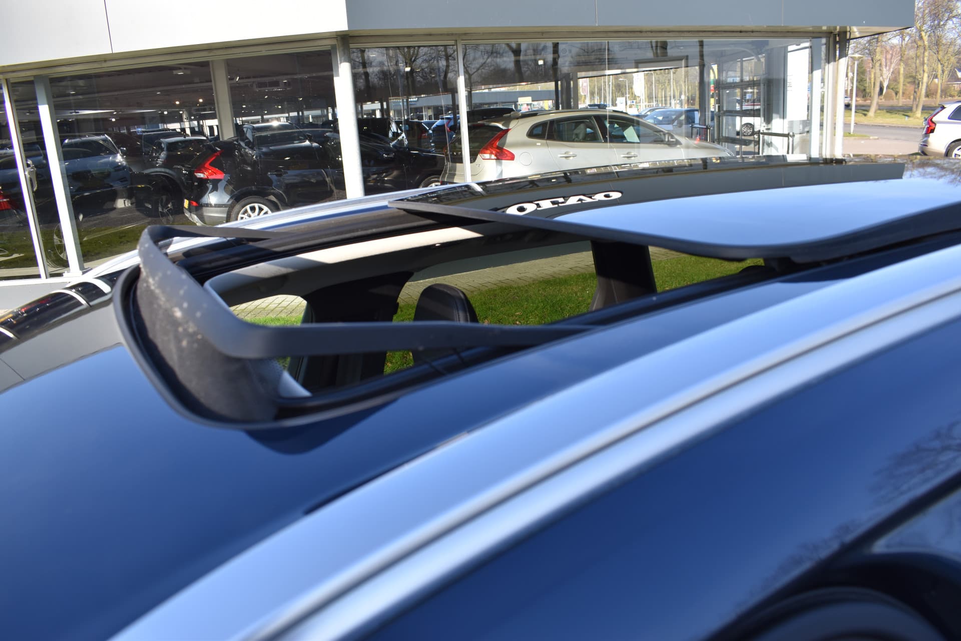 Volvo XC60 T6 AWD 340PK Plug-in Hybrid Business Pro thumbnail 14