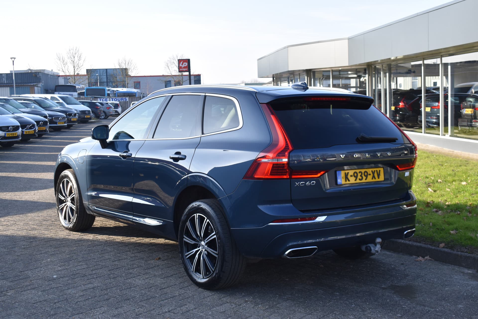 Volvo XC60 T6 AWD 340PK Plug-in Hybrid Business Pro thumbnail 15