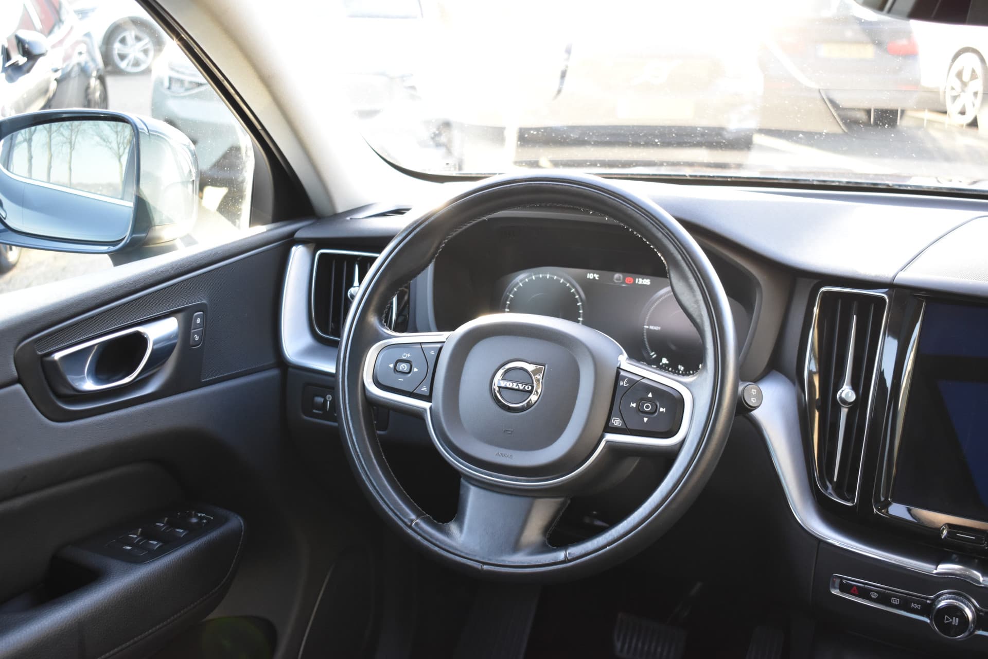 Volvo XC60 T6 AWD 340PK Plug-in Hybrid Business Pro thumbnail 28