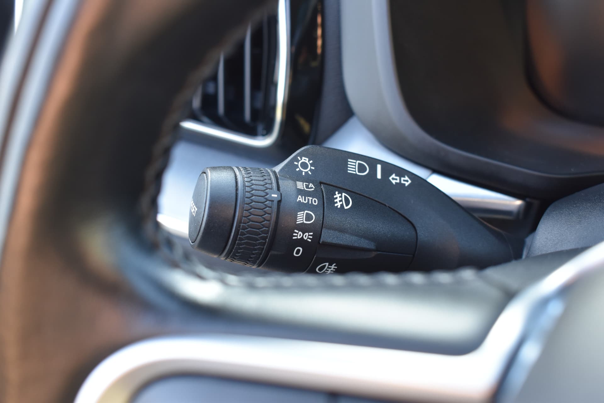 Volvo XC60 T6 AWD 340PK Plug-in Hybrid Business Pro thumbnail 36