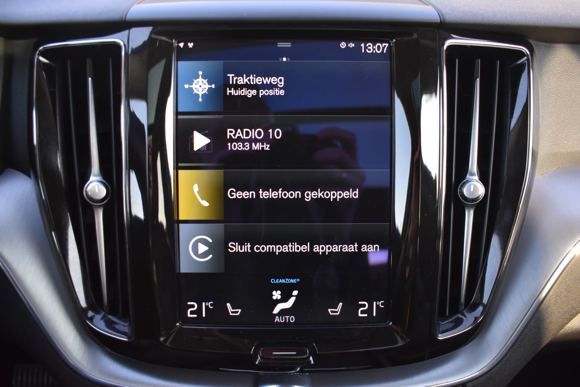 Volvo XC60 T6 AWD 340PK Plug-in Hybrid Business Pro thumbnail 42