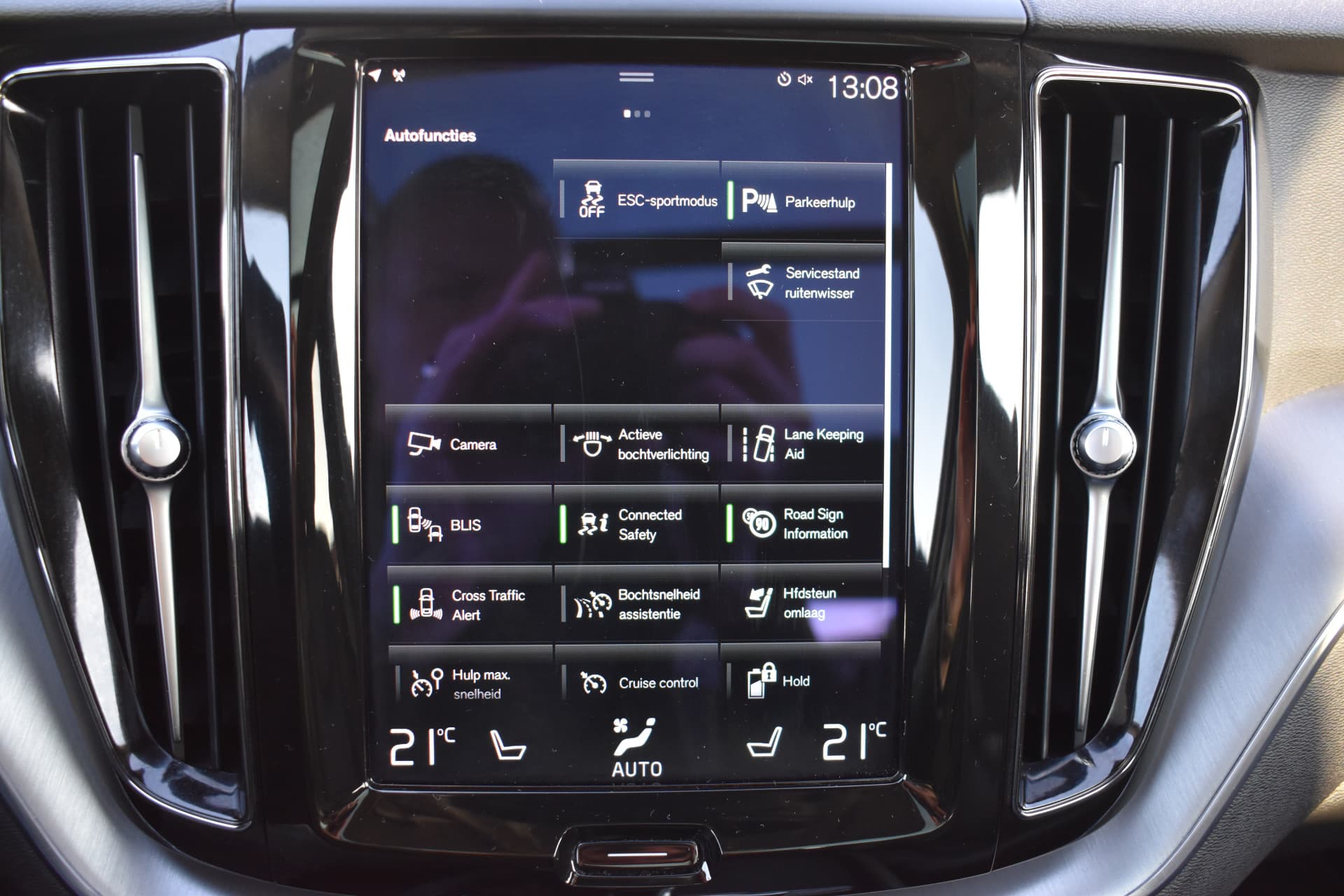 Volvo XC60 T6 AWD 340PK Plug-in Hybrid Business Pro thumbnail 46