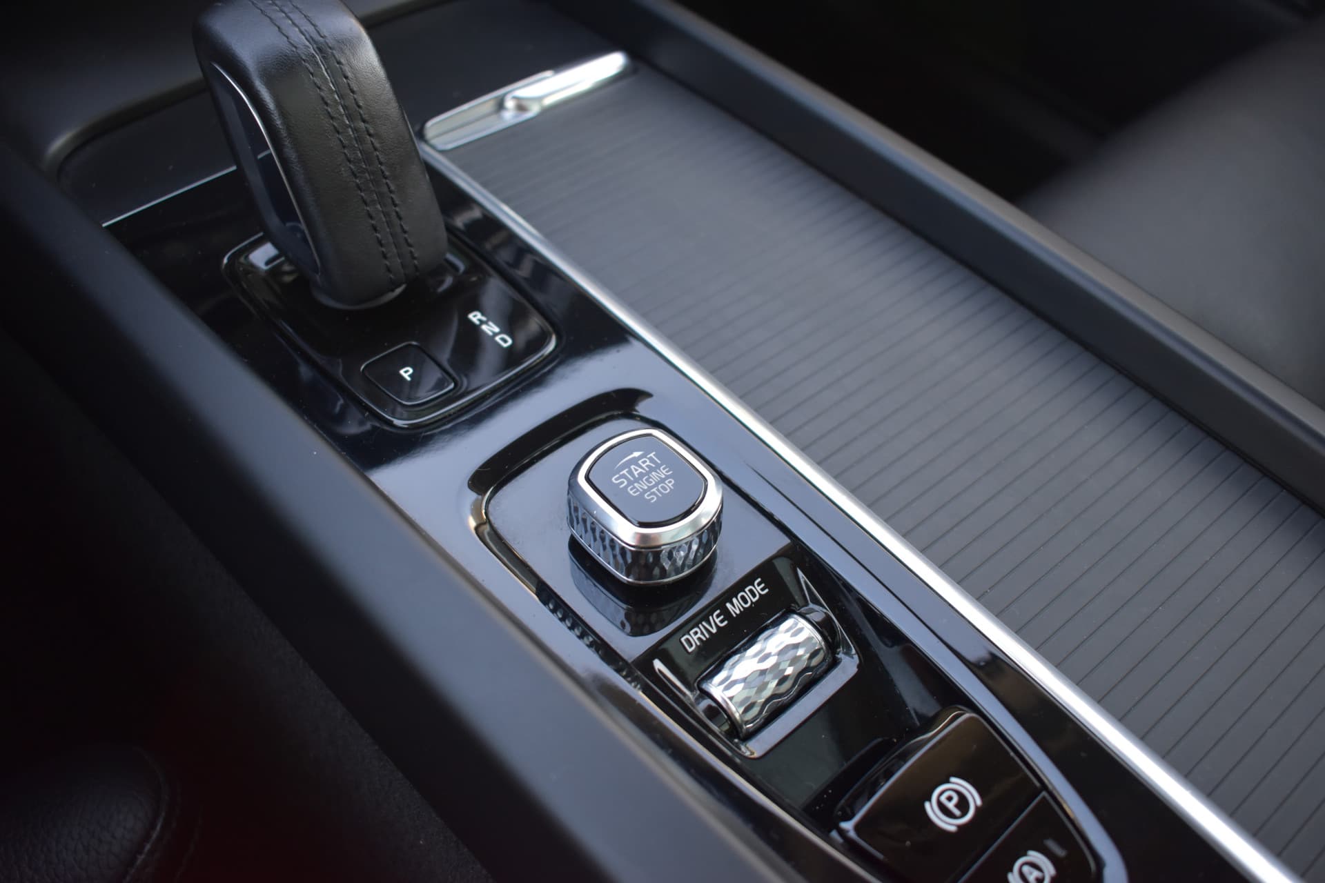 Volvo XC60 T6 AWD 340PK Plug-in Hybrid Business Pro thumbnail 48