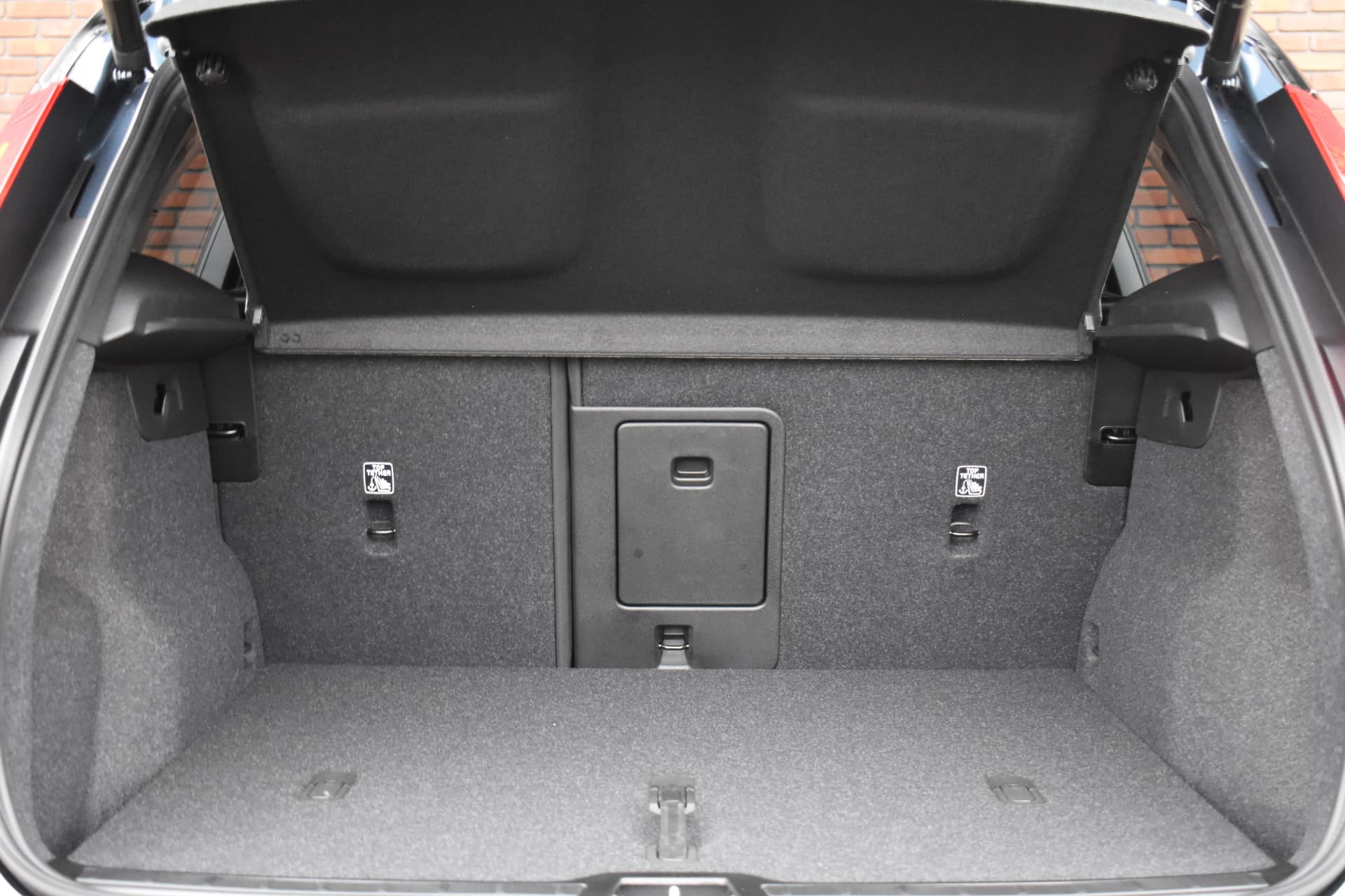 Volvo EX40 Twin Motor 408PK Ultra Black Edition 82 kWh thumbnail 21